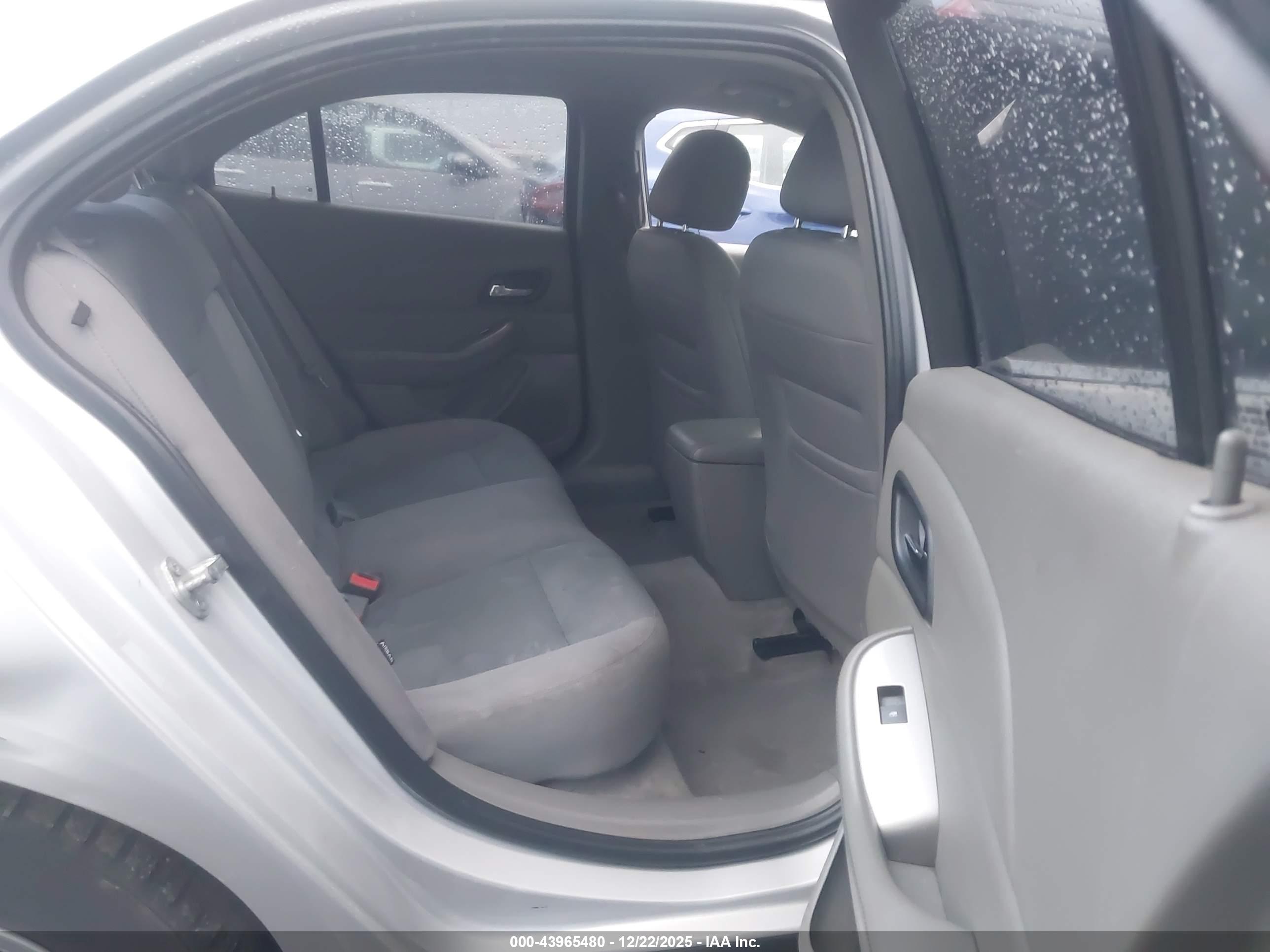 CHEVROLET MALIBU image 8