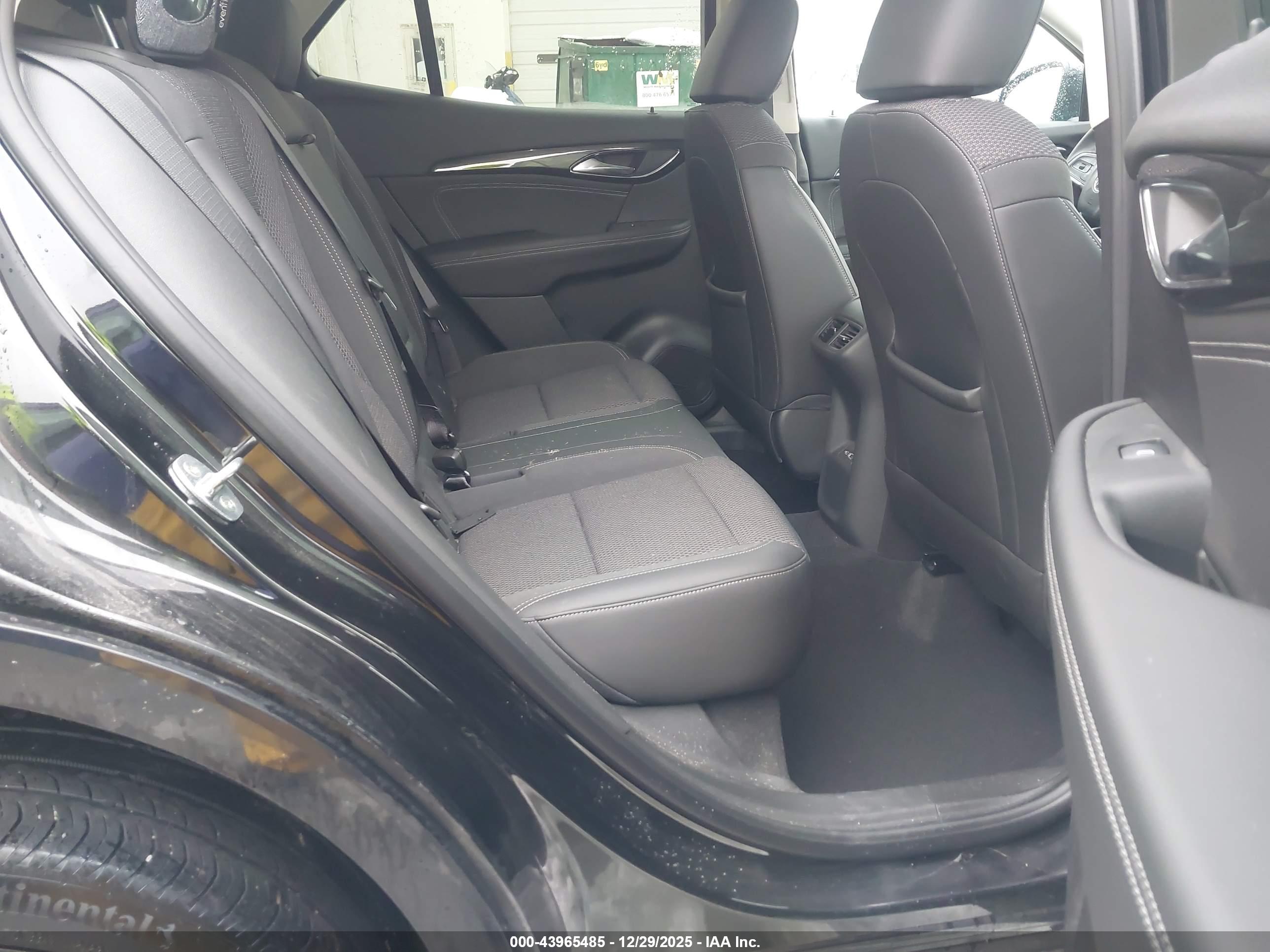 BUICK ENVISION image 8