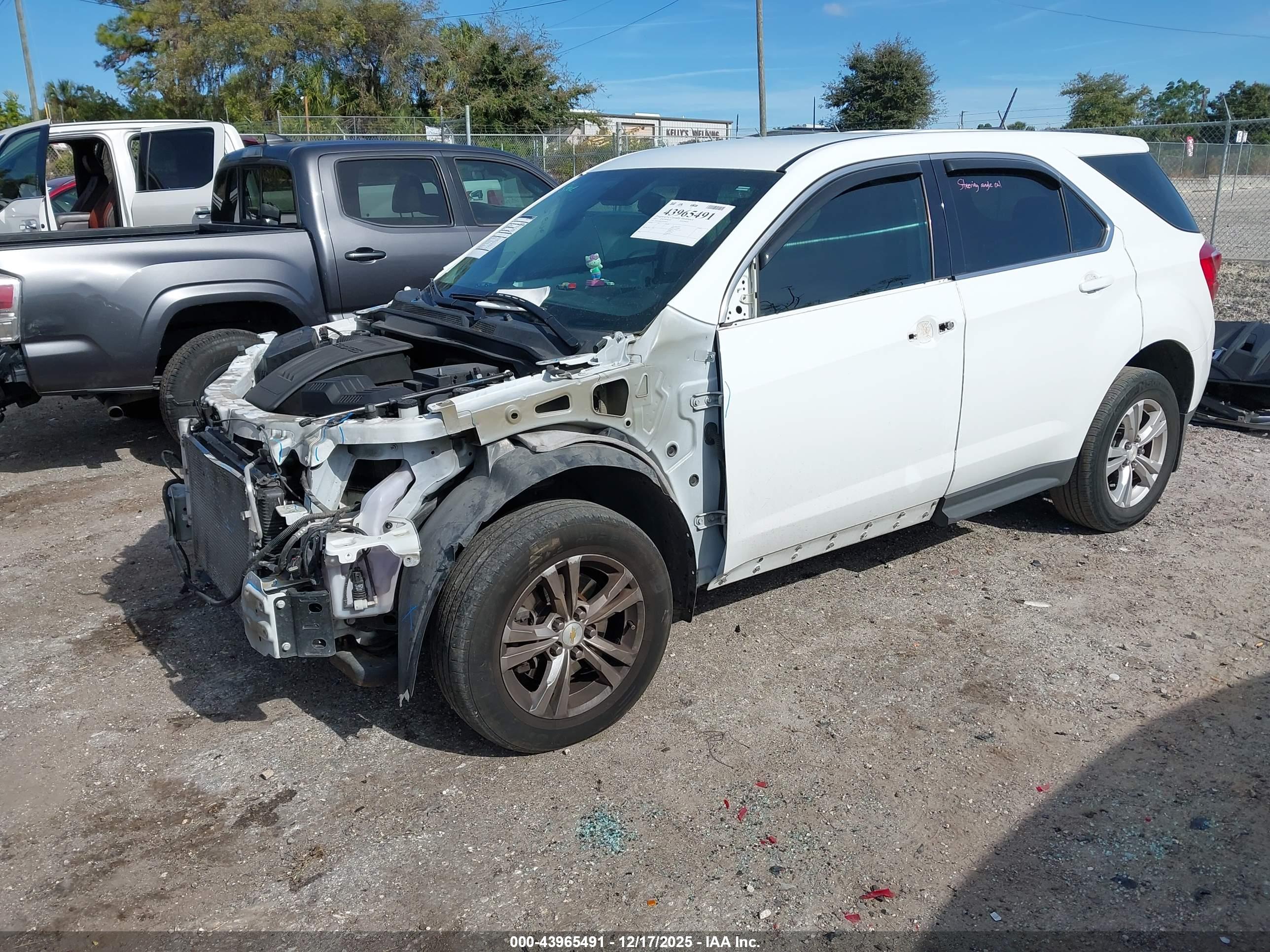 CHEVROLET EQUINOX image 2