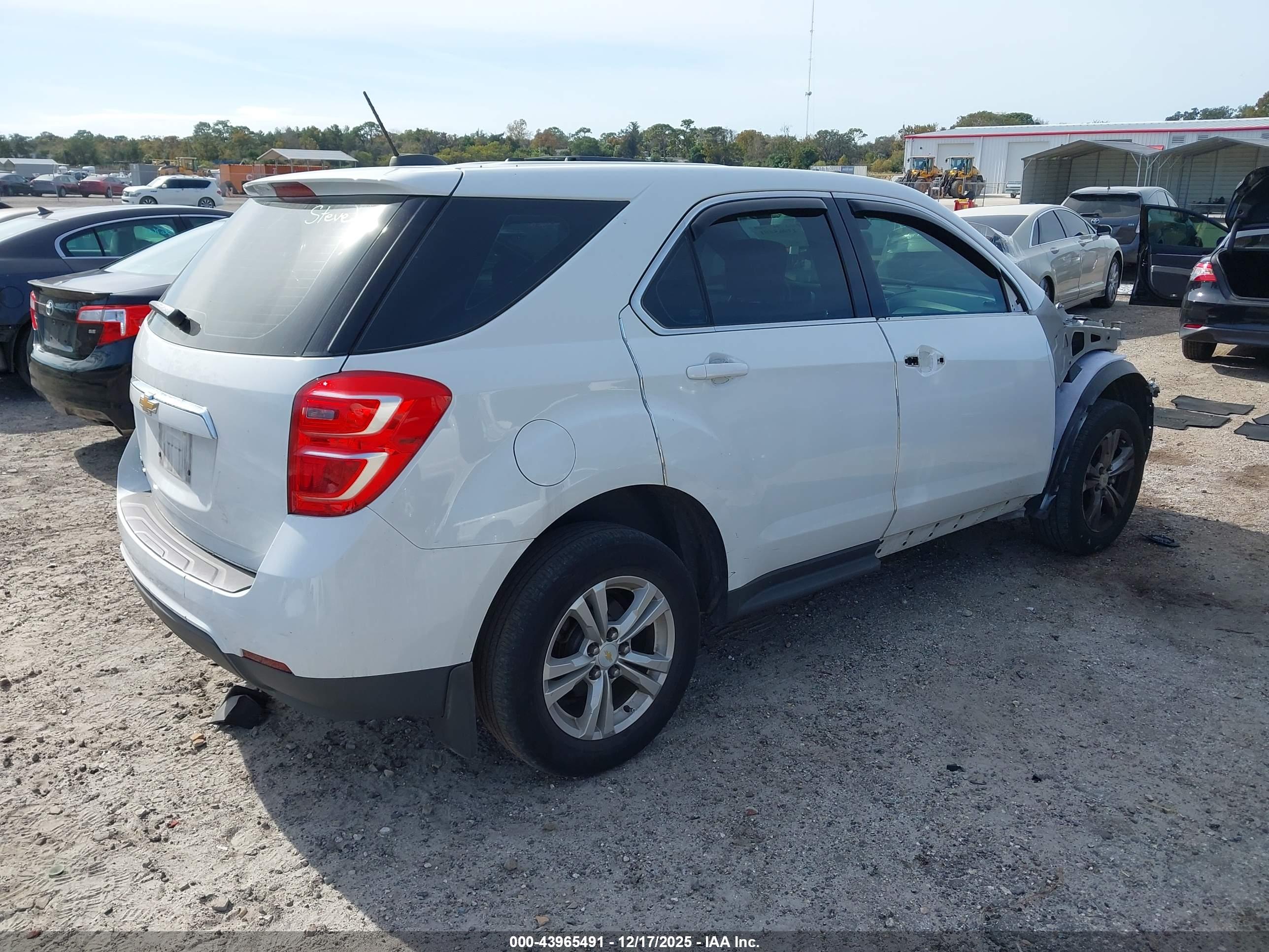 CHEVROLET EQUINOX image 4