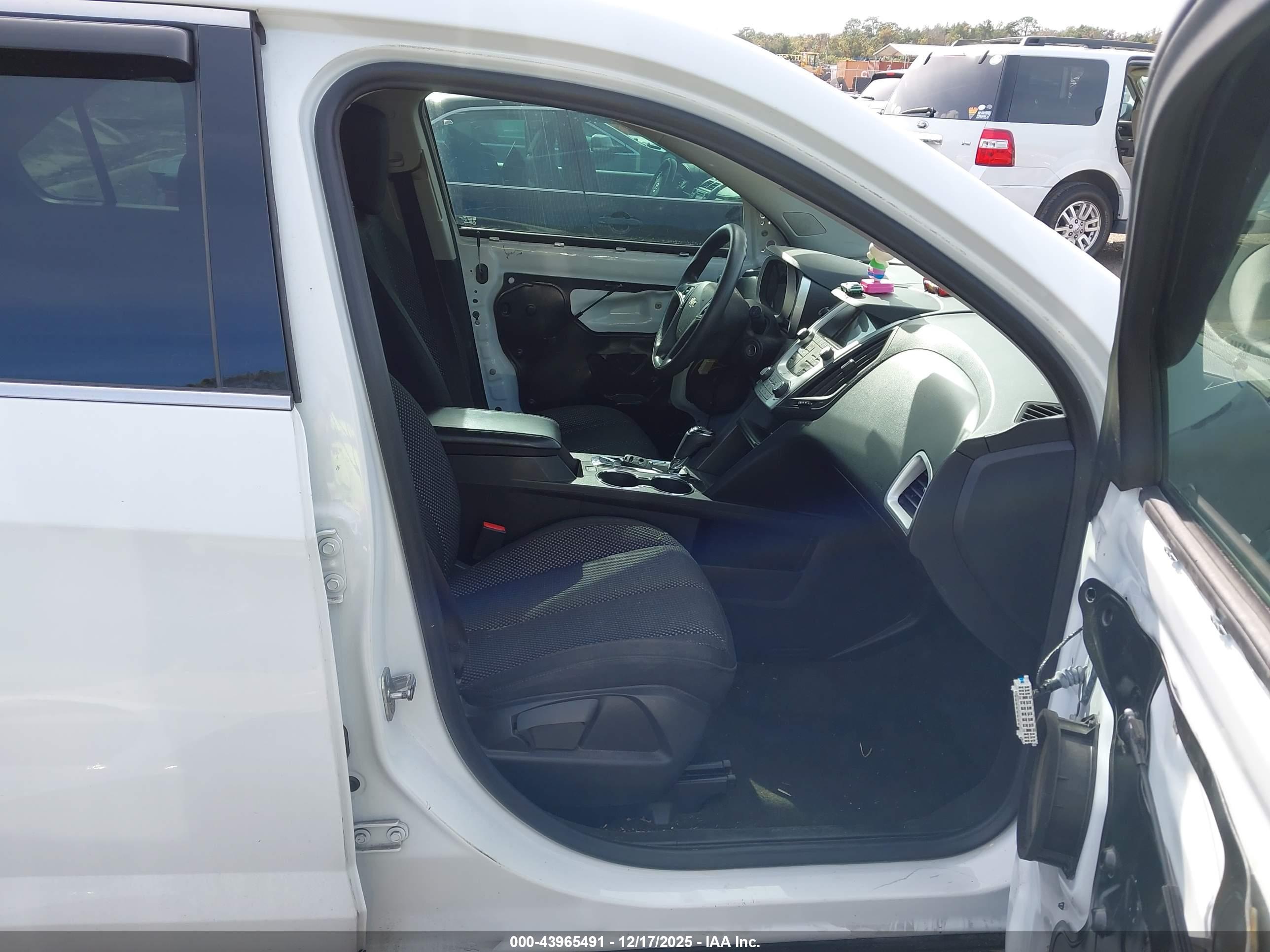 CHEVROLET EQUINOX image 5