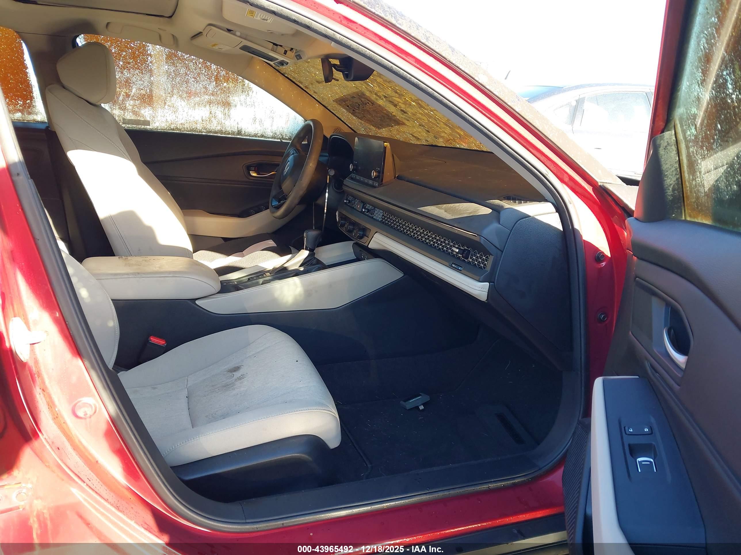 HONDA ACCORD image 5