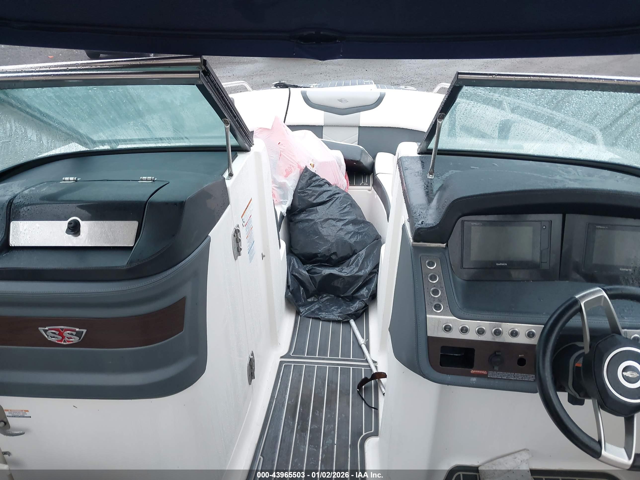 CHAPARRAL BOAT image 5