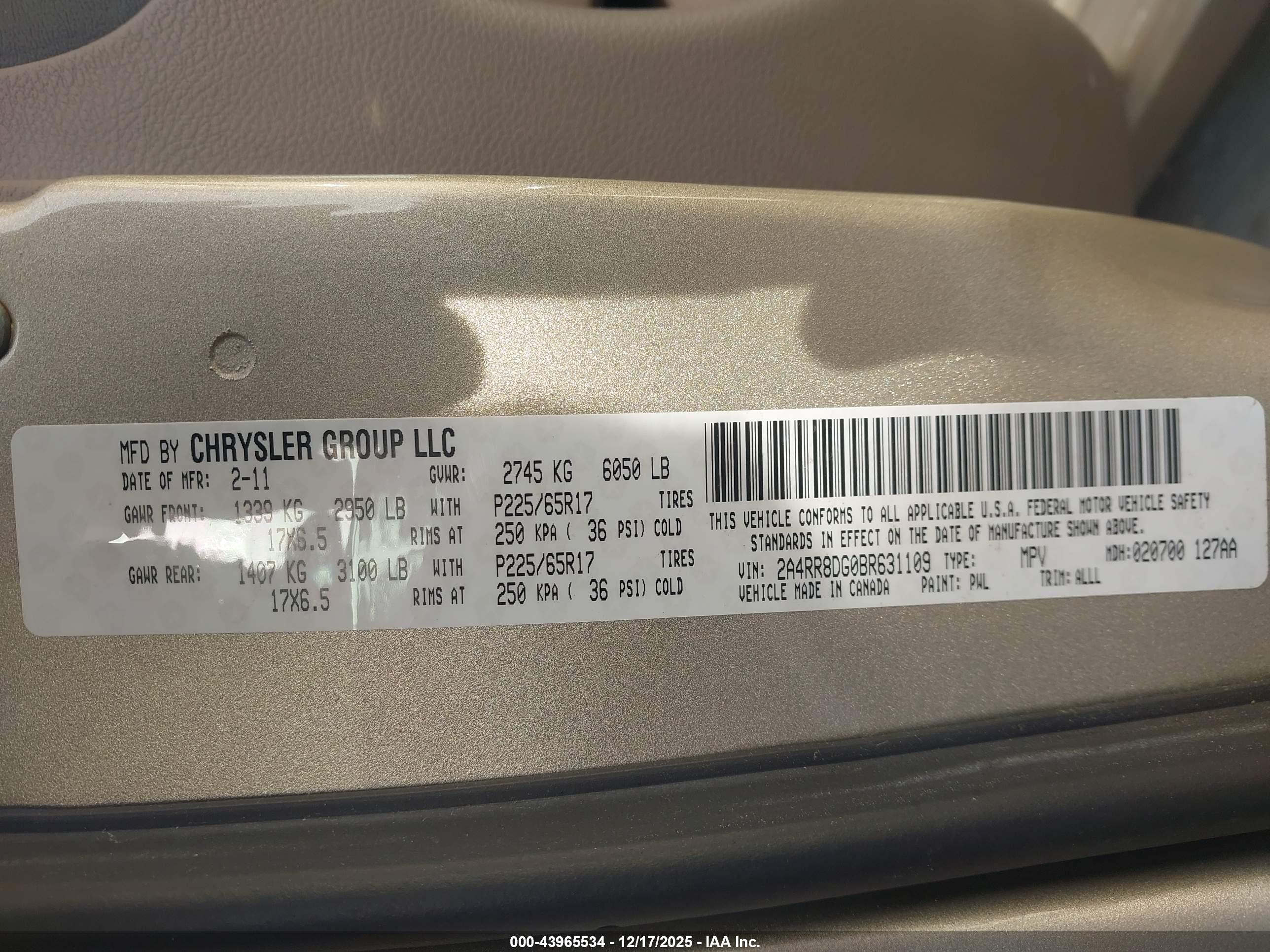 CHRYSLER TOWN image 9