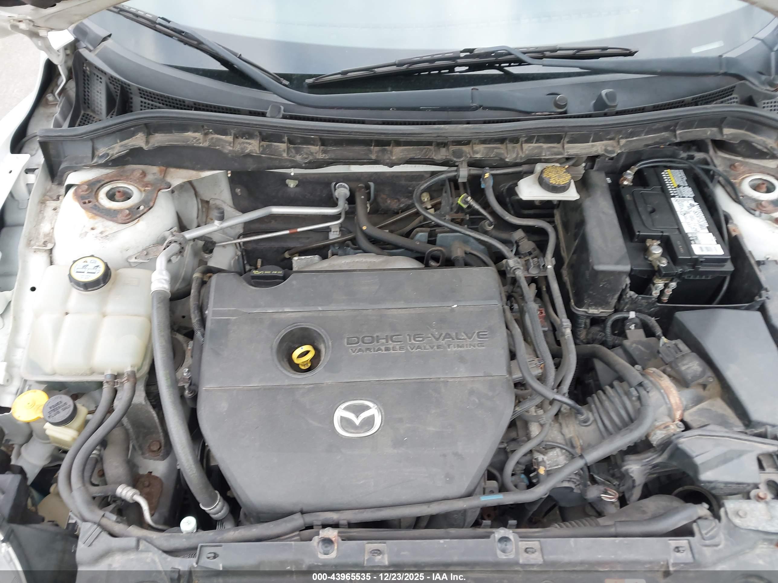 MAZDA MAZDA3 image 10