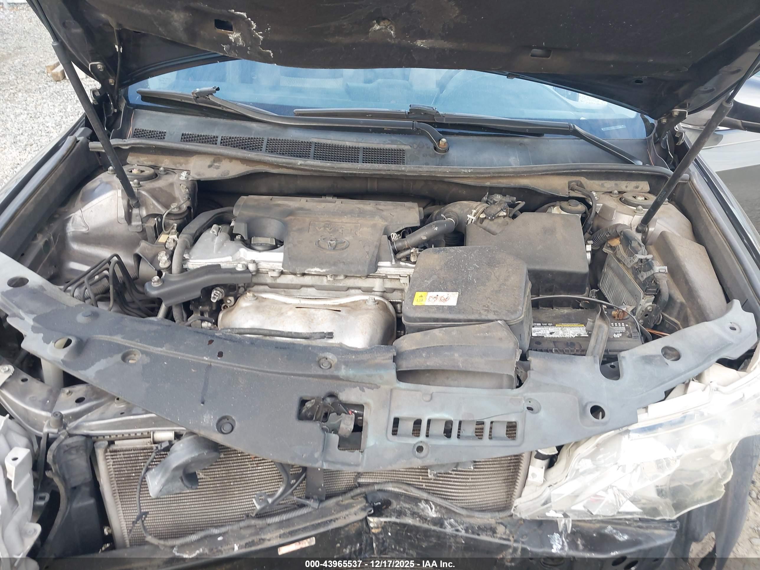 TOYOTA CAMRY image 10