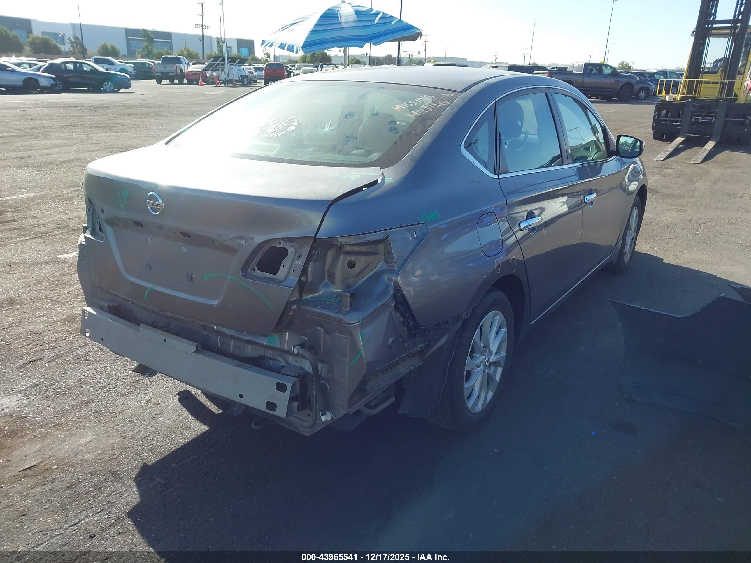 NISSAN SENTRA image 4