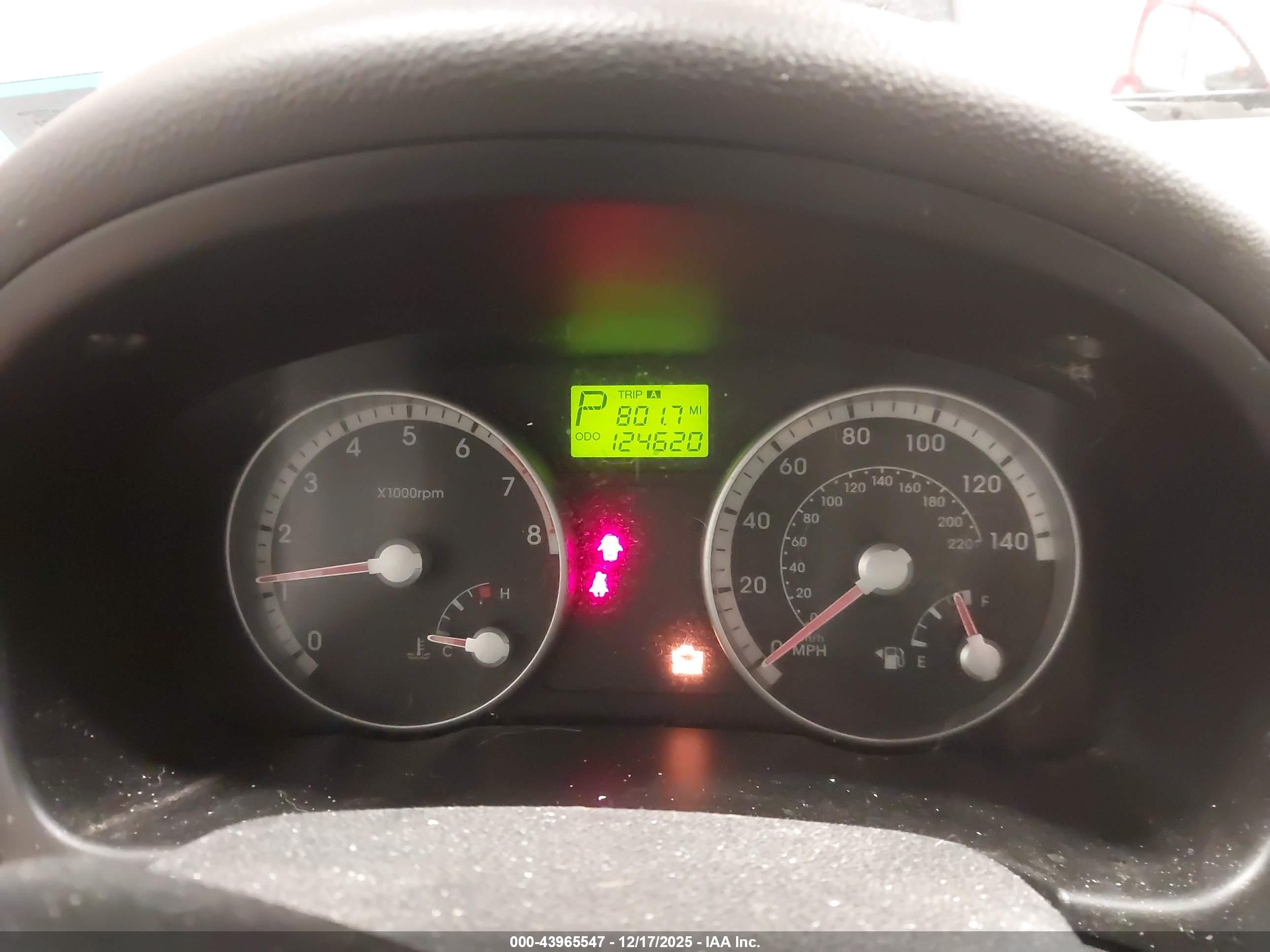 HYUNDAI ACCENT image 7