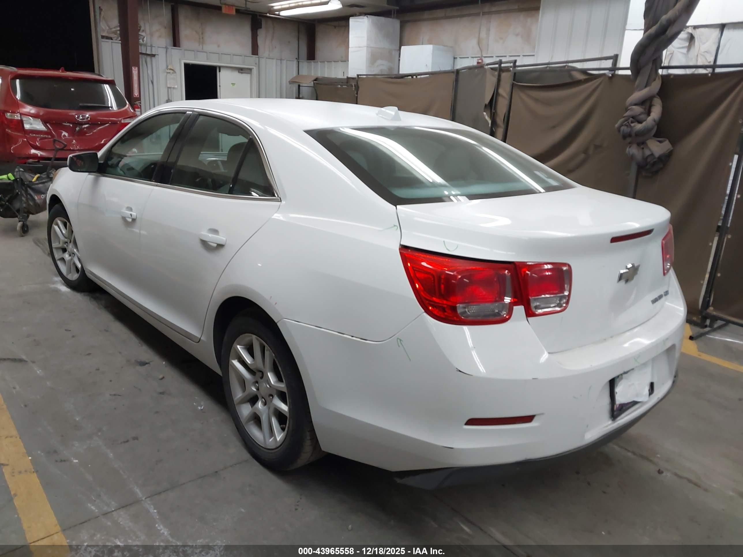 CHEVROLET MALIBU image 3