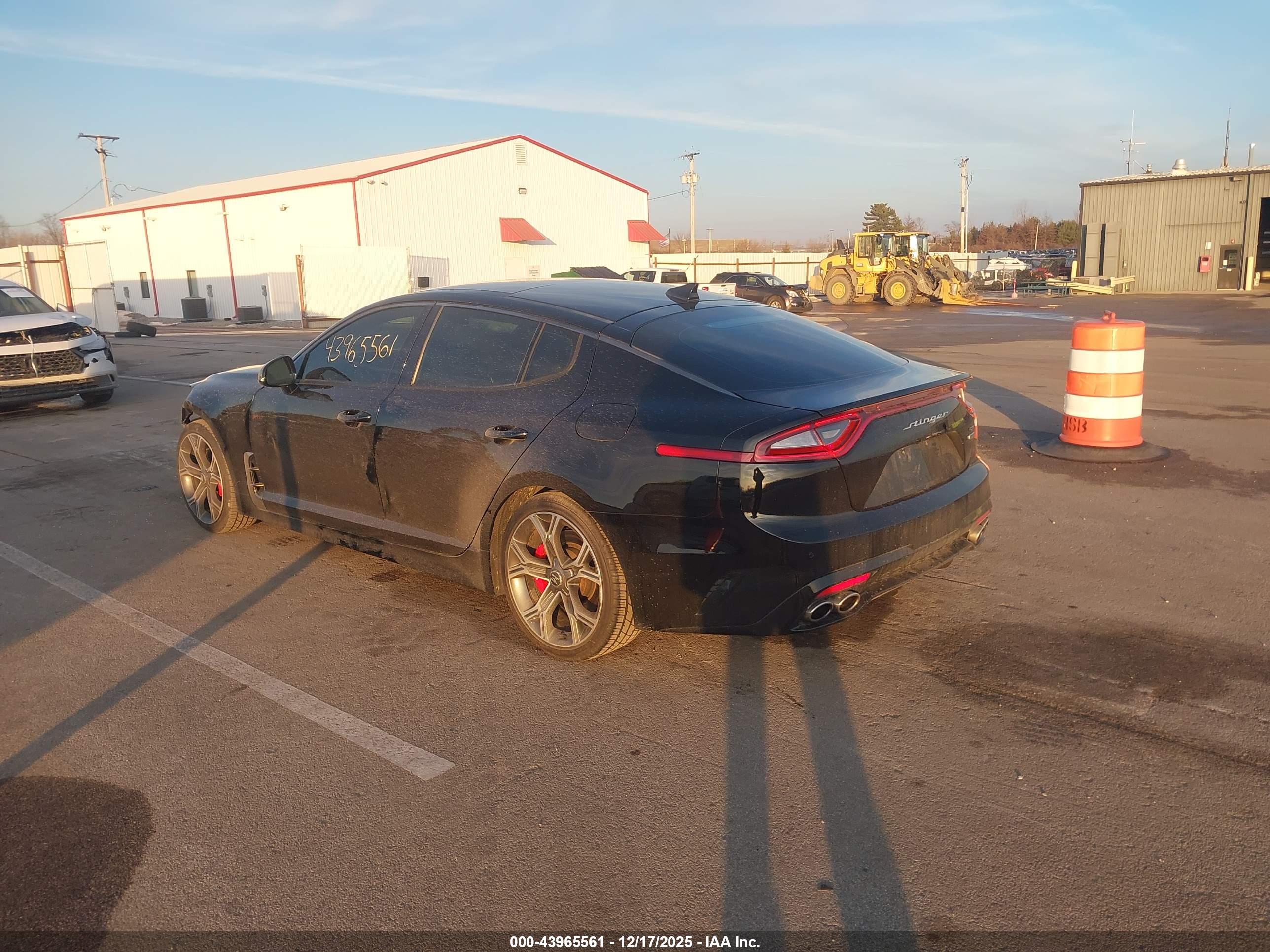 KIA STINGER image 3