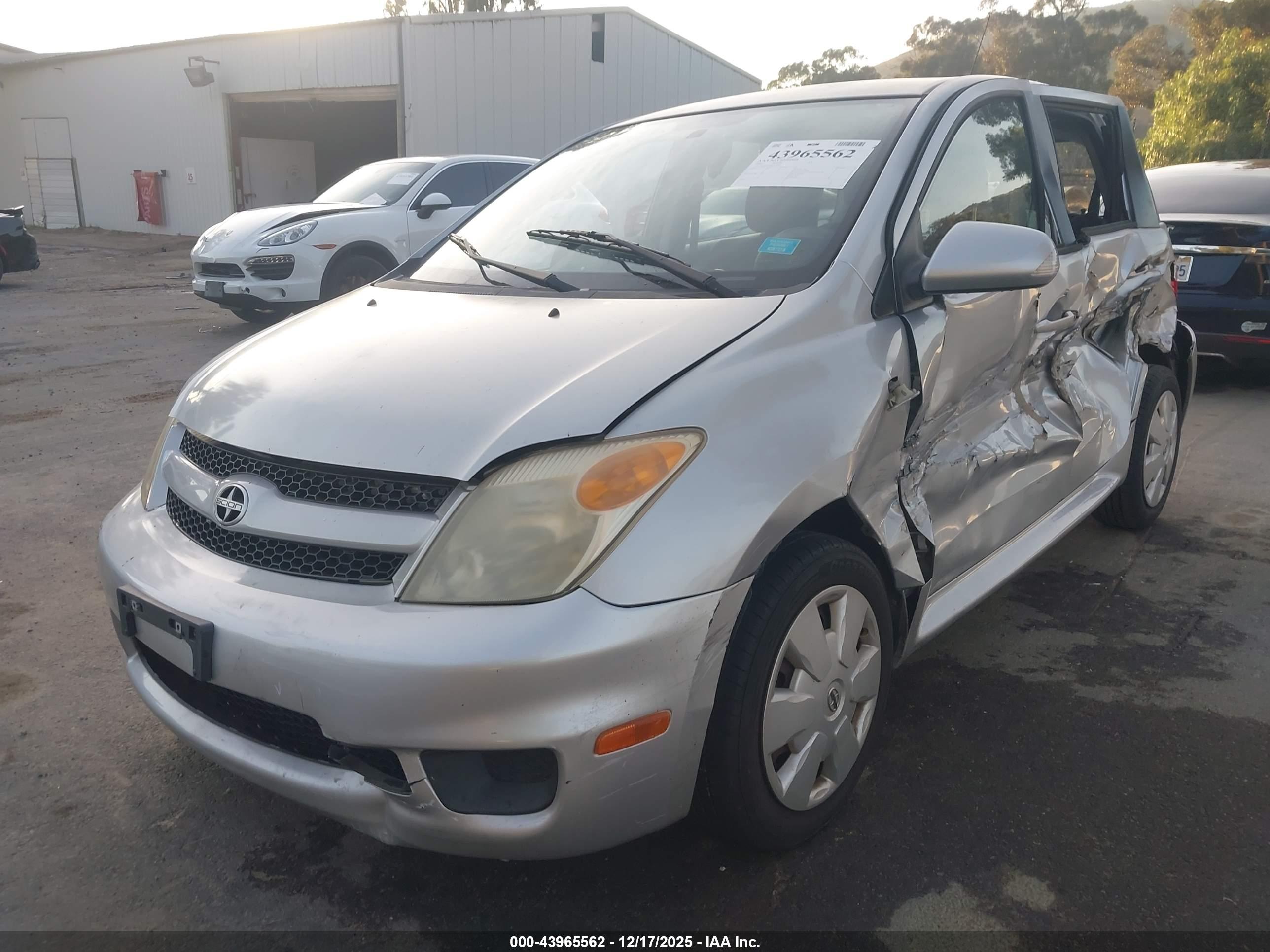 SCION XA image 2