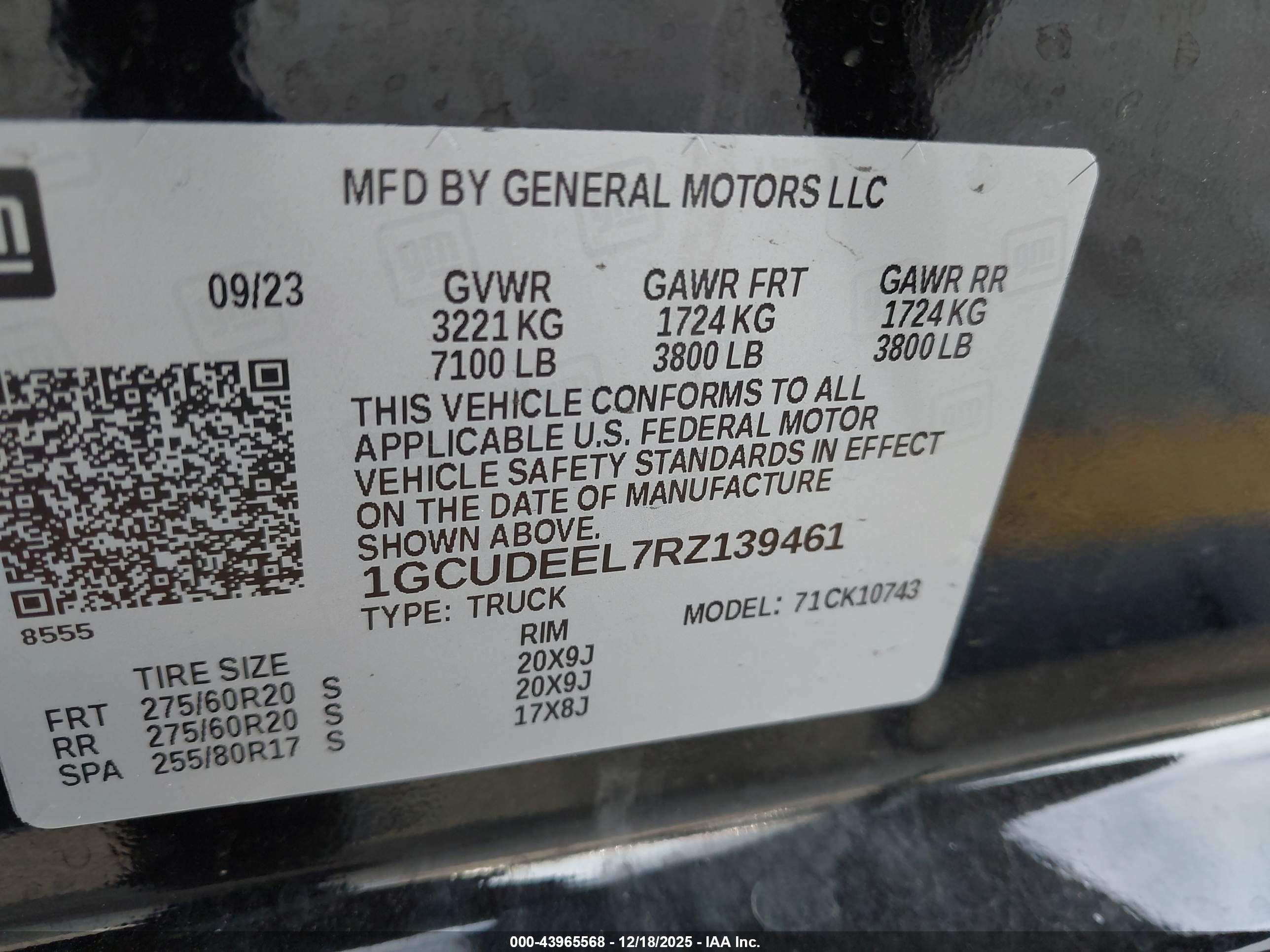 CHEVROLET SILVERADO image 9