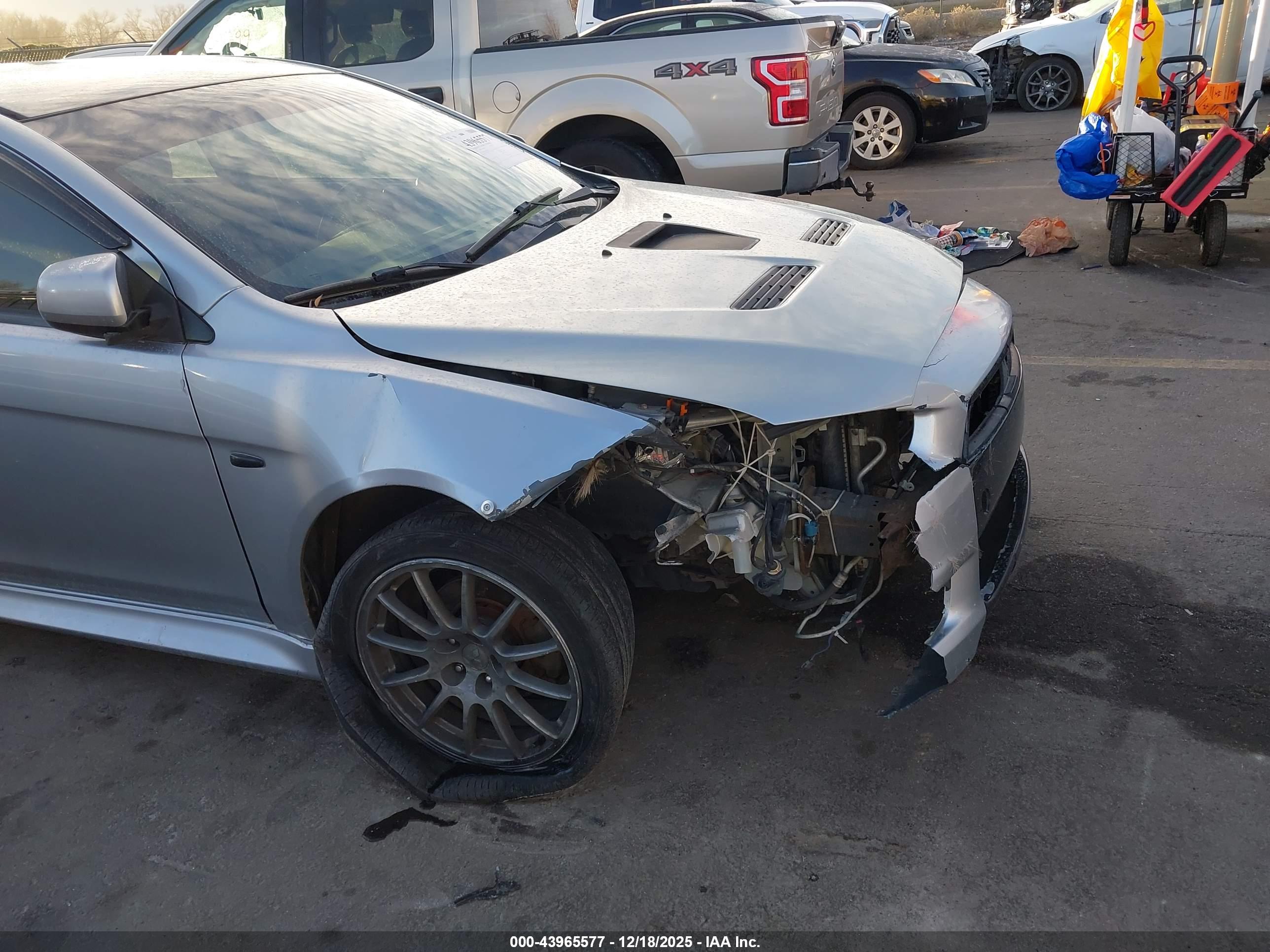 MITSUBISHI LANCER image 6