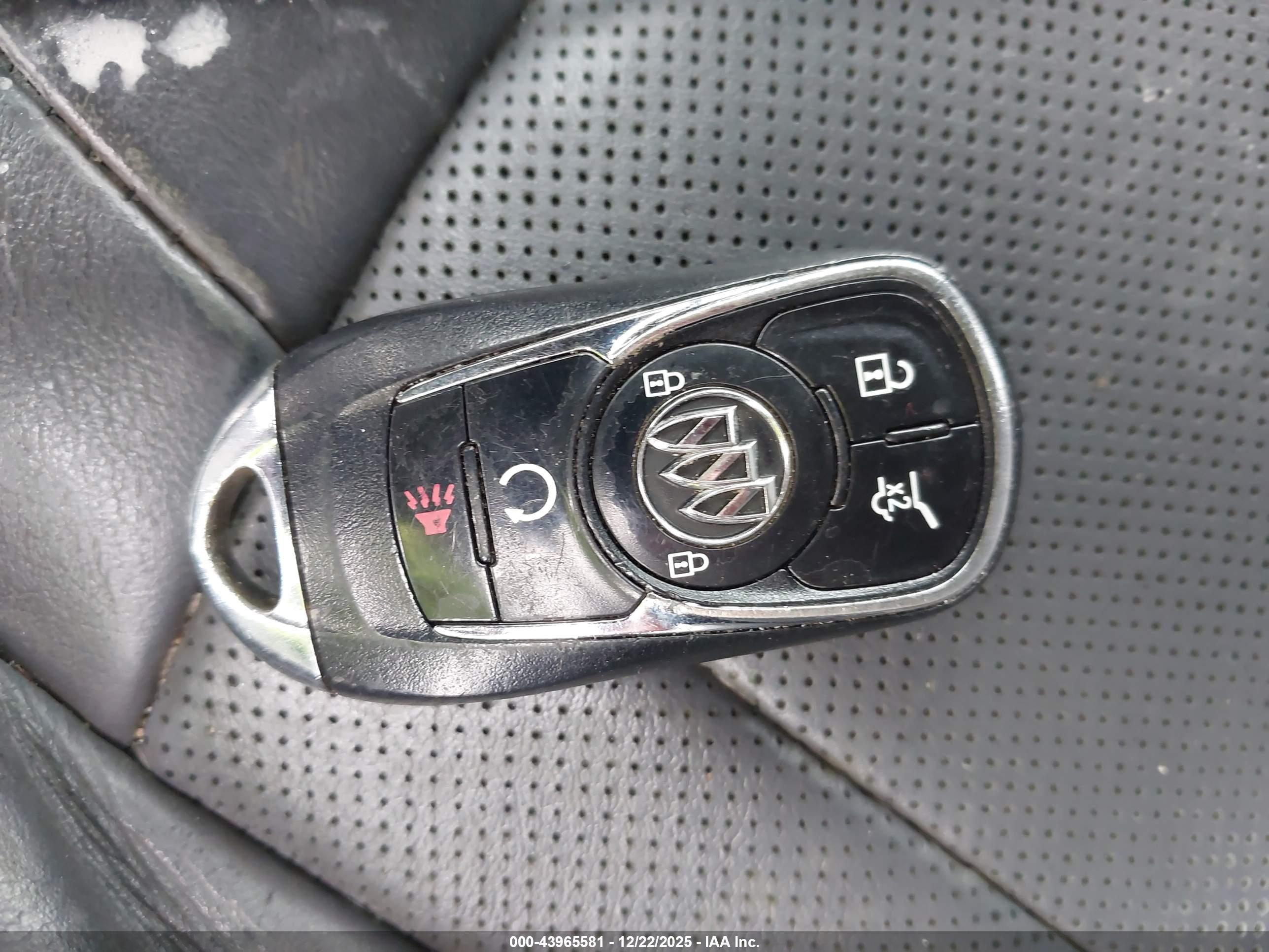 BUICK ENCLAVE image 11