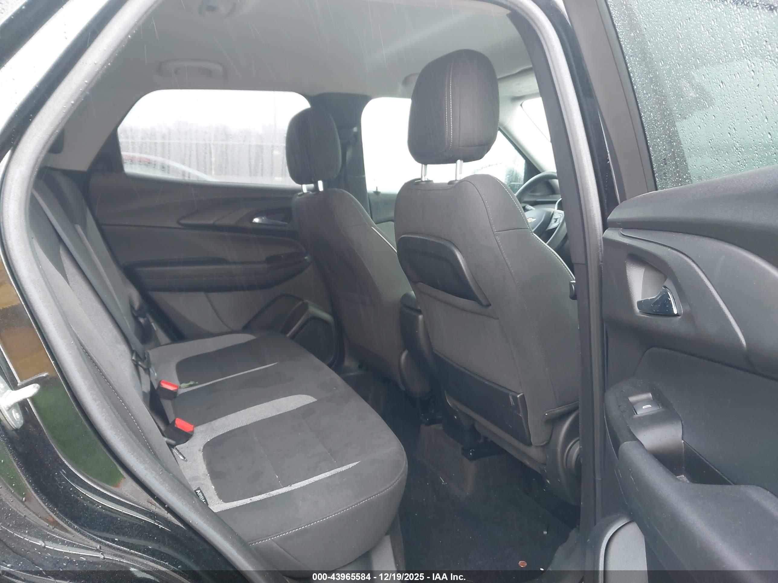 CHEVROLET TRAILBLAZER image 8