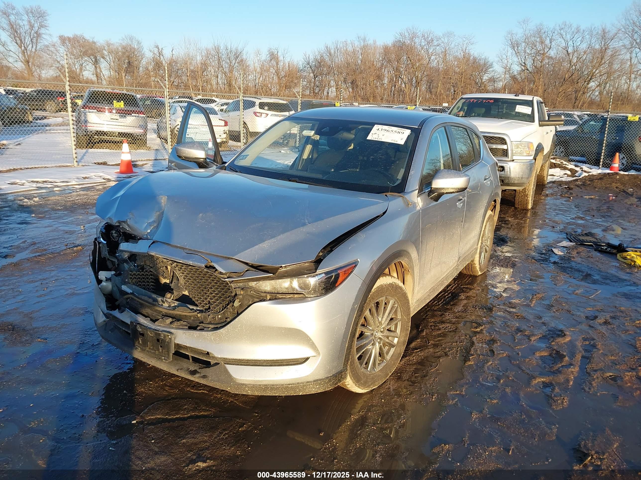 MAZDA CX-5 image 2