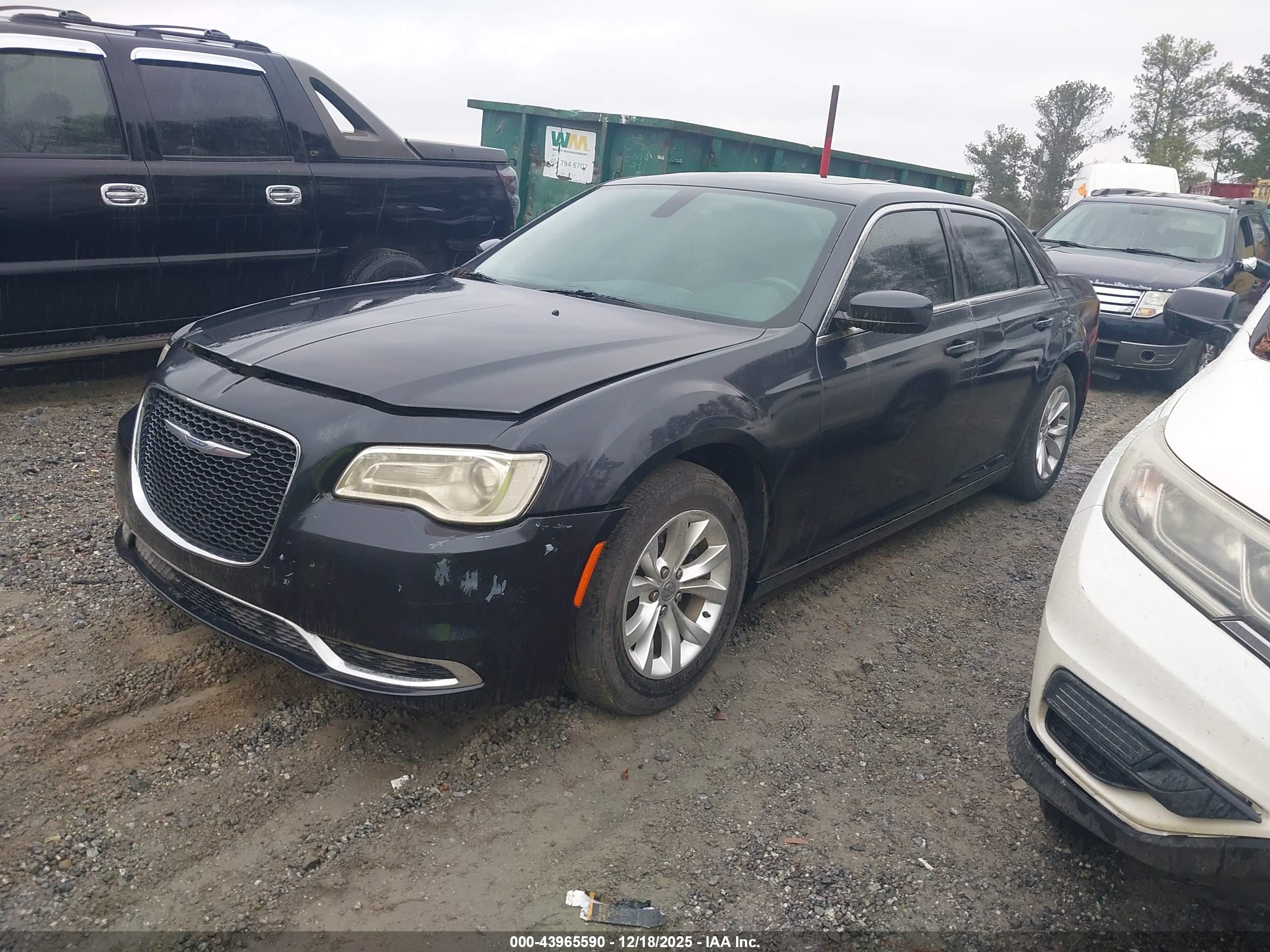 CHRYSLER 300 image 2