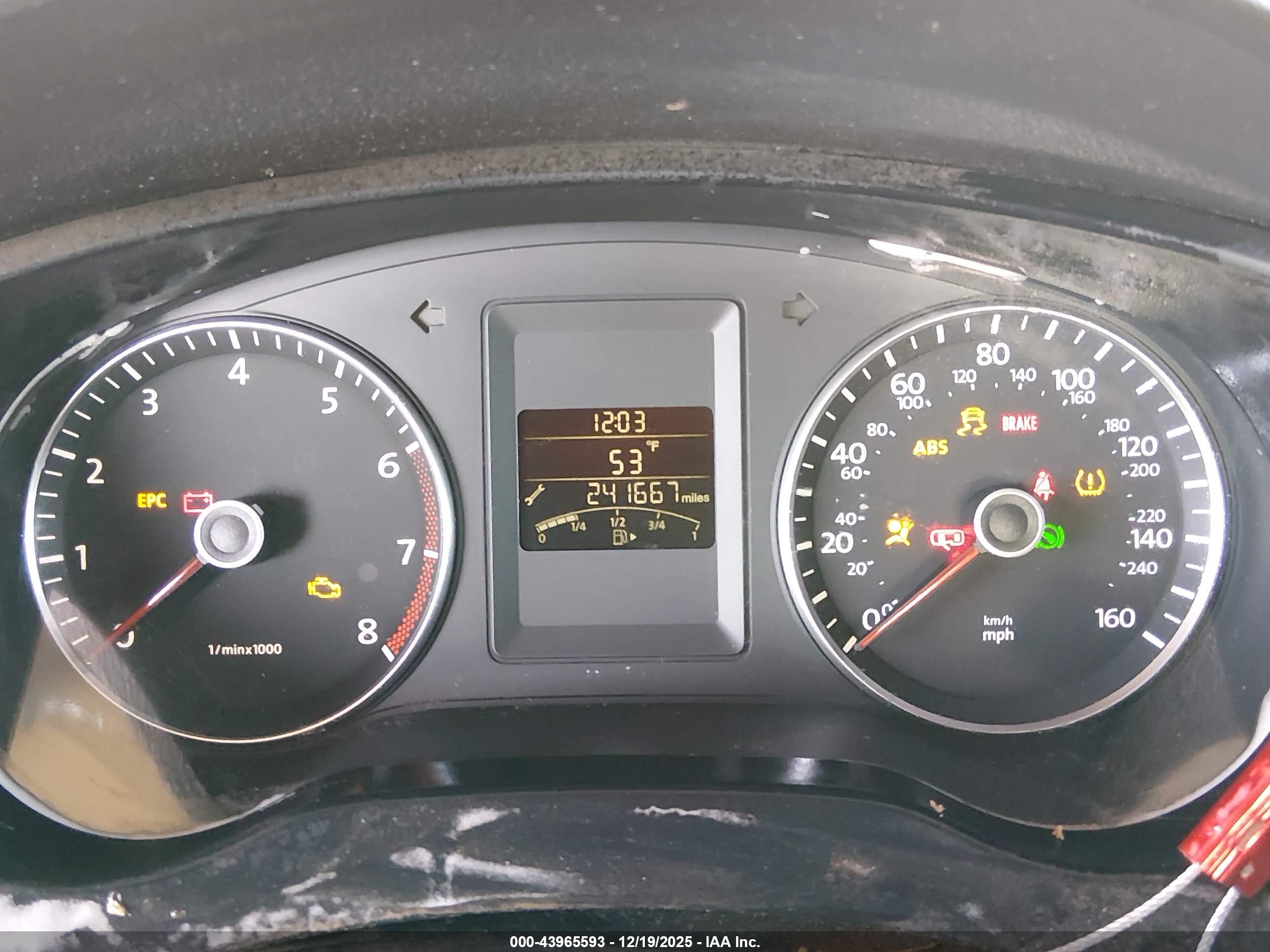 VOLKSWAGEN JETTA image 7