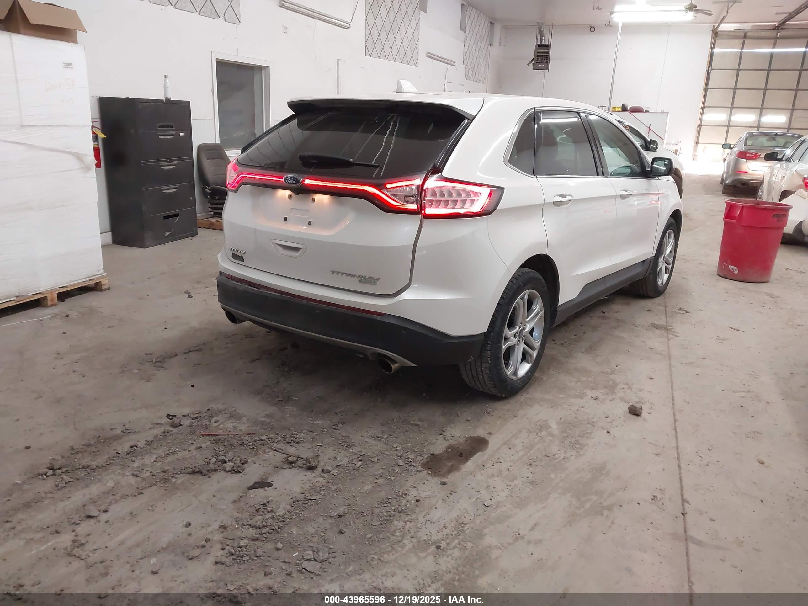 FORD EDGE image 4