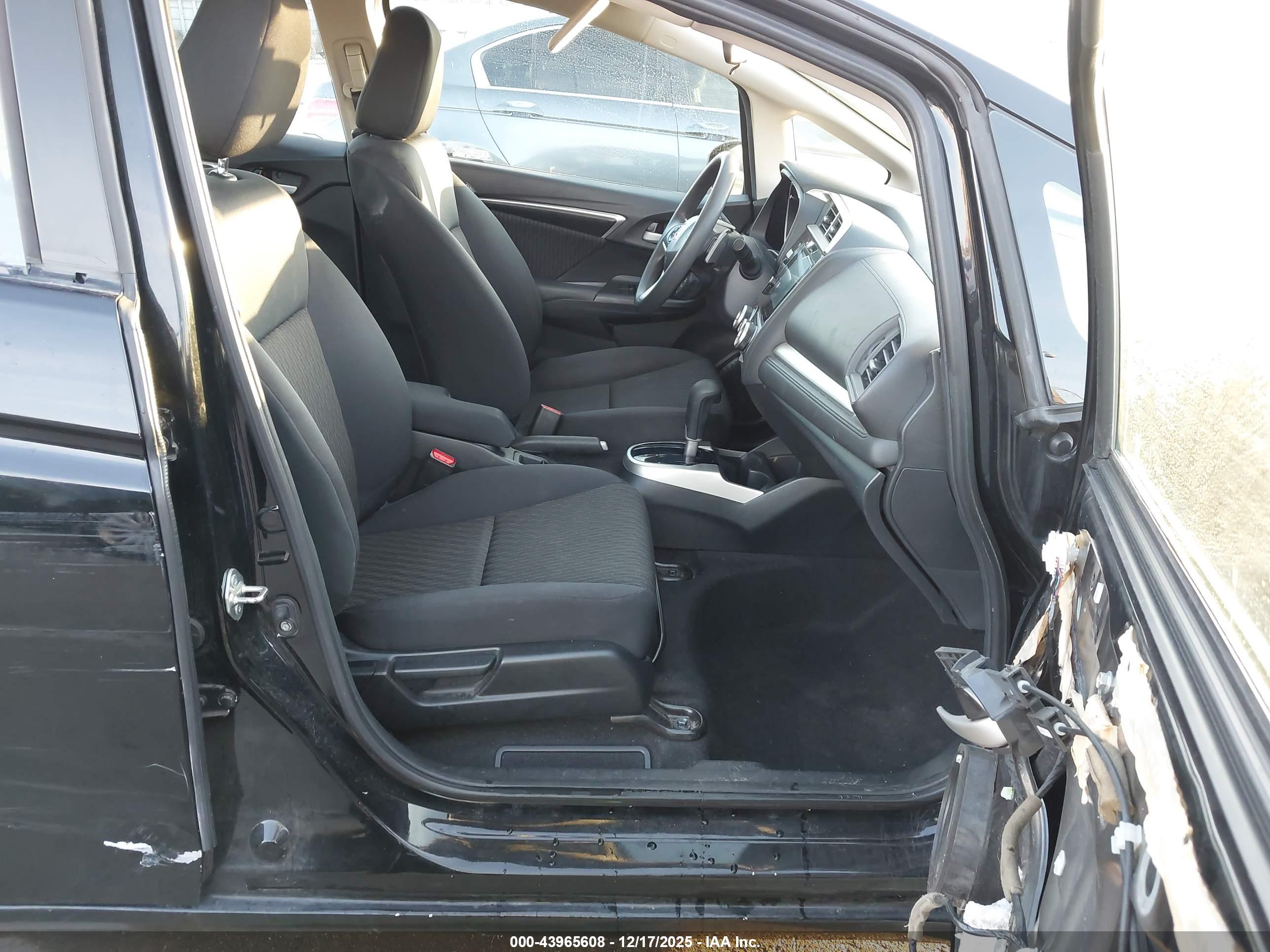 HONDA FIT image 5