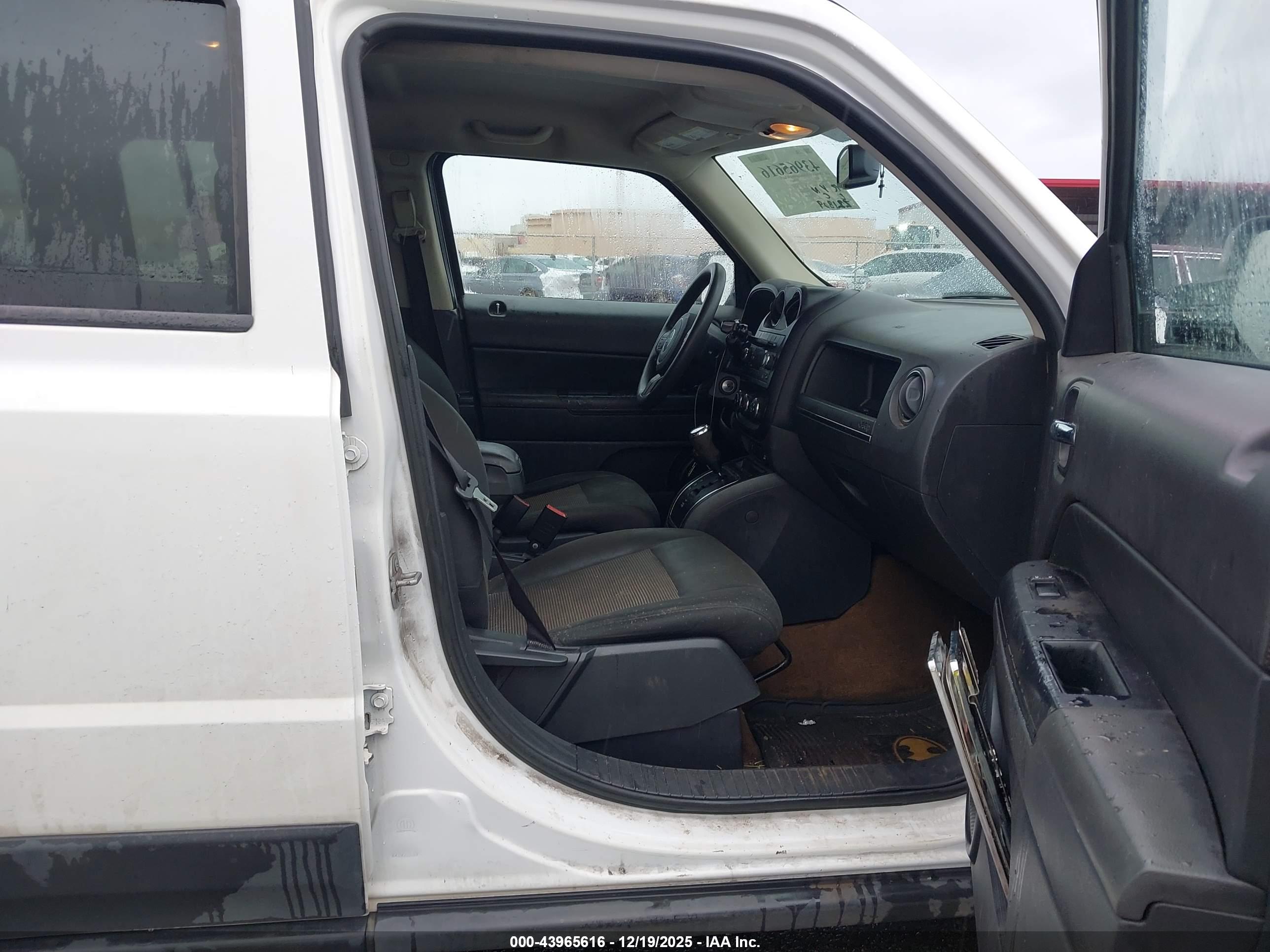 JEEP PATRIOT image 5