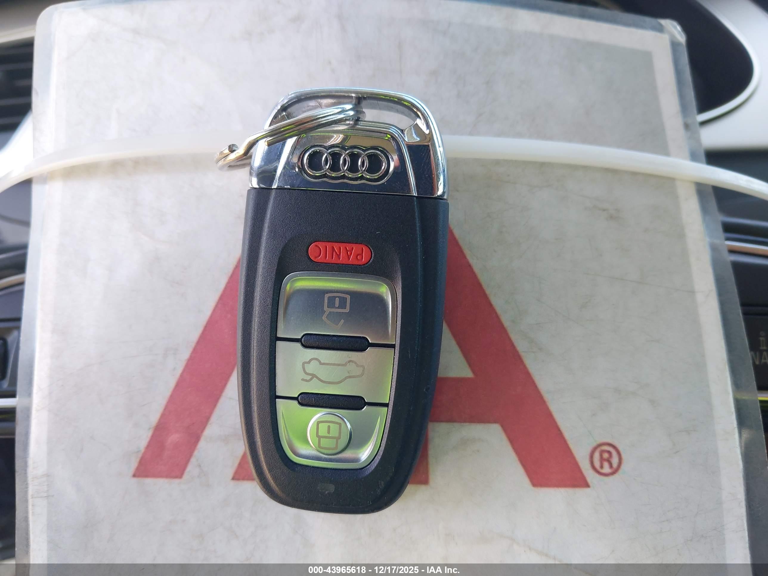 AUDI A4 image 11