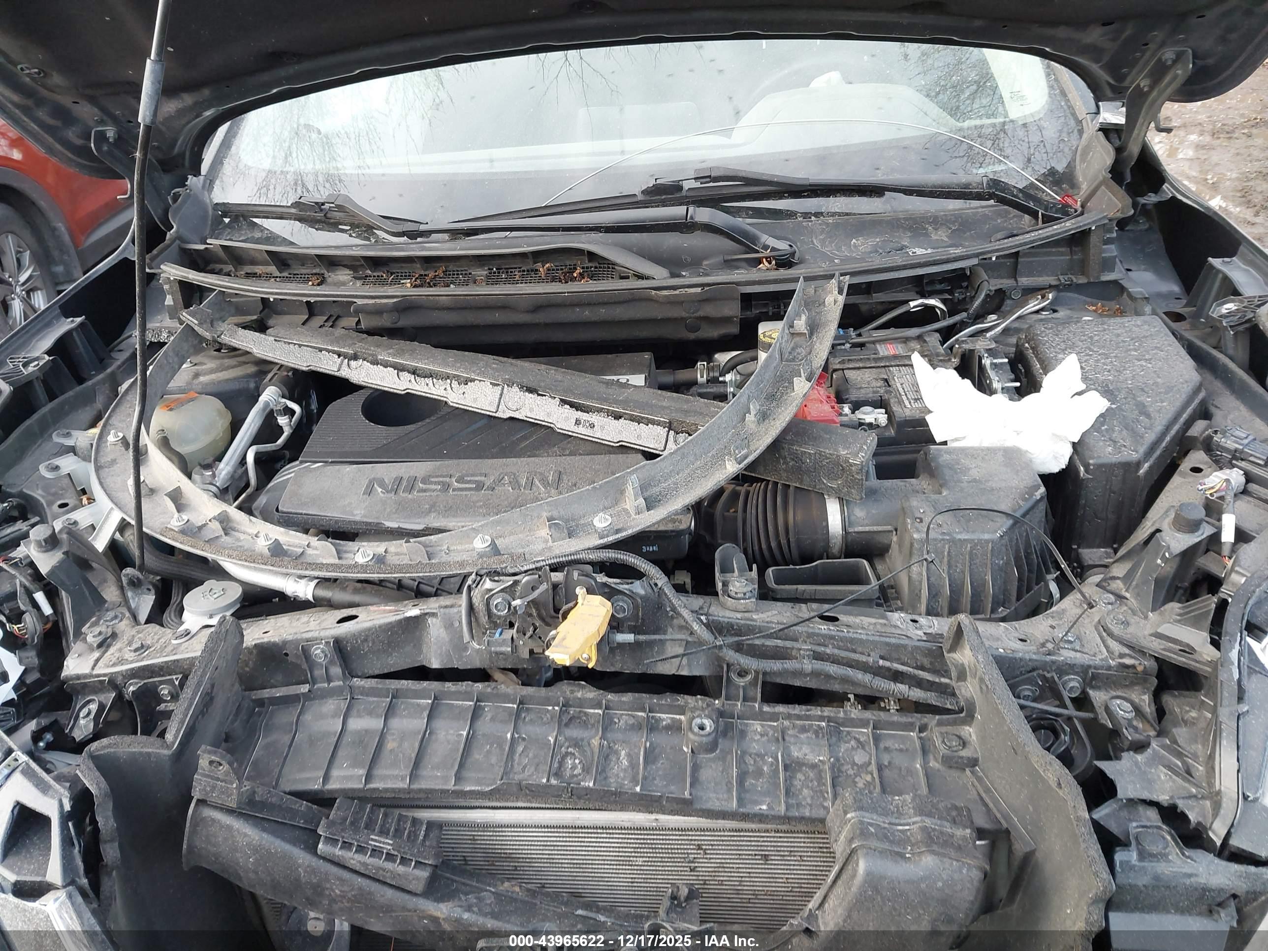 NISSAN ROGUE image 10