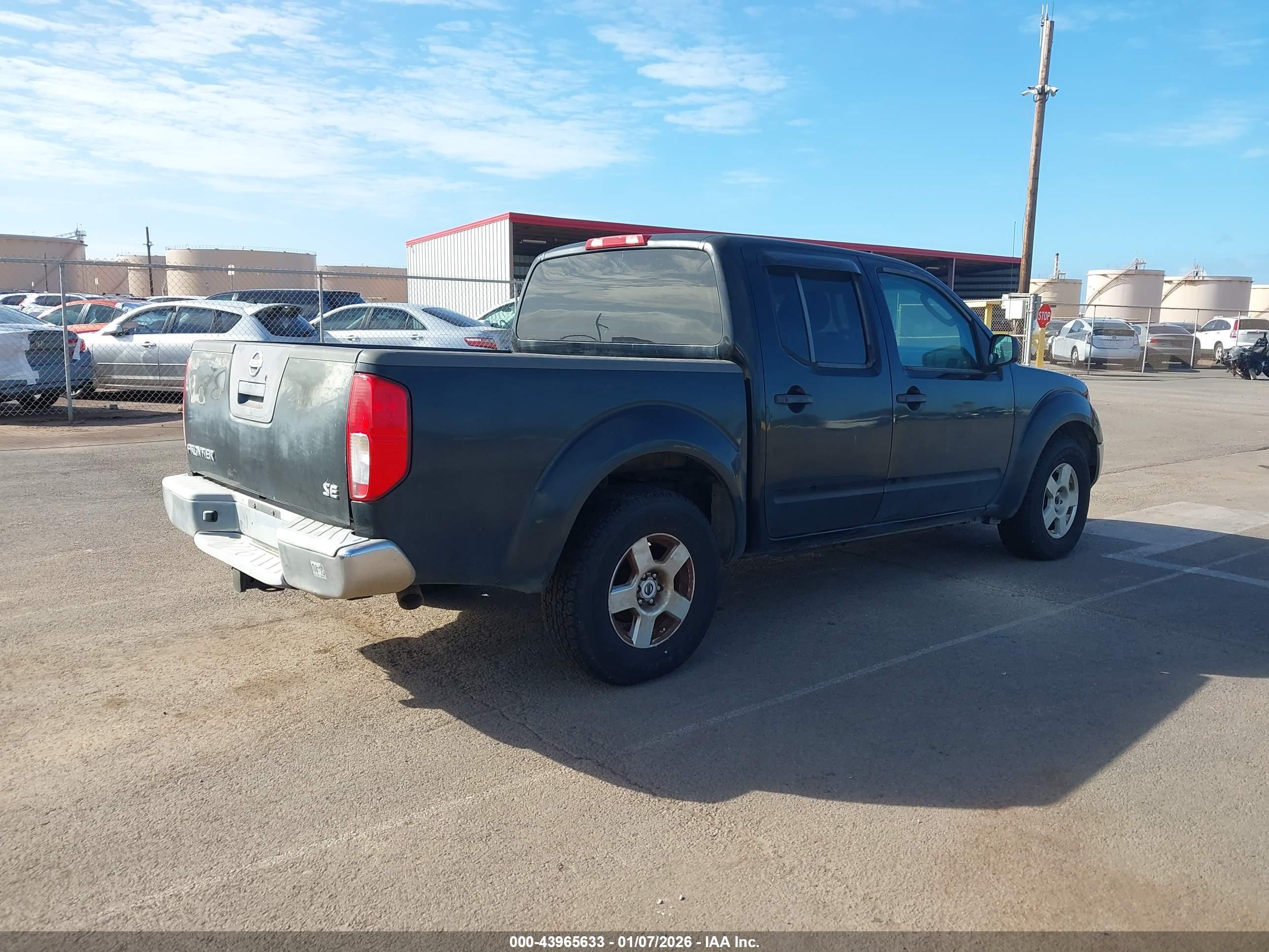 NISSAN FRONTIER image 4