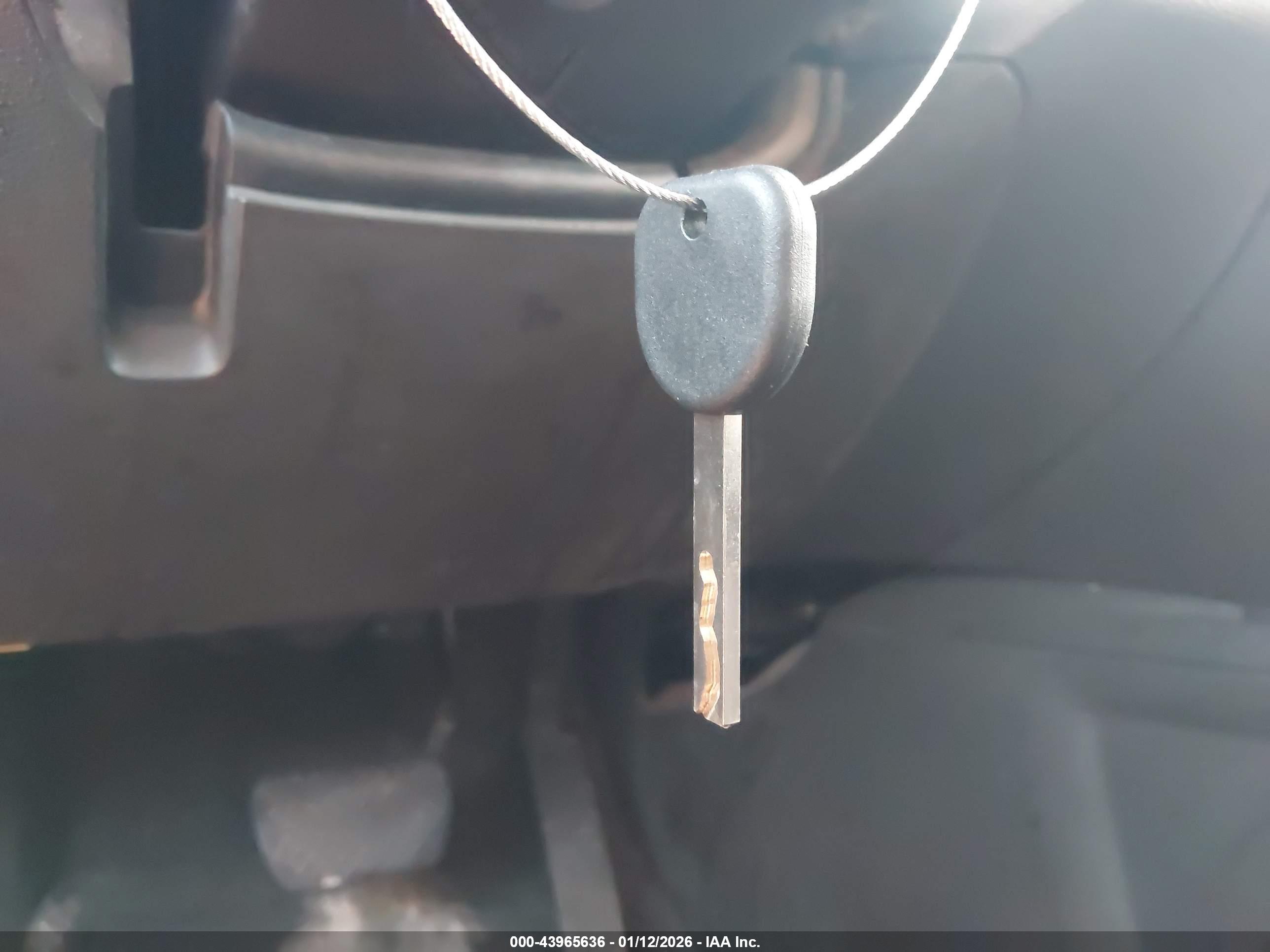 CHEVROLET EQUINOX image 11