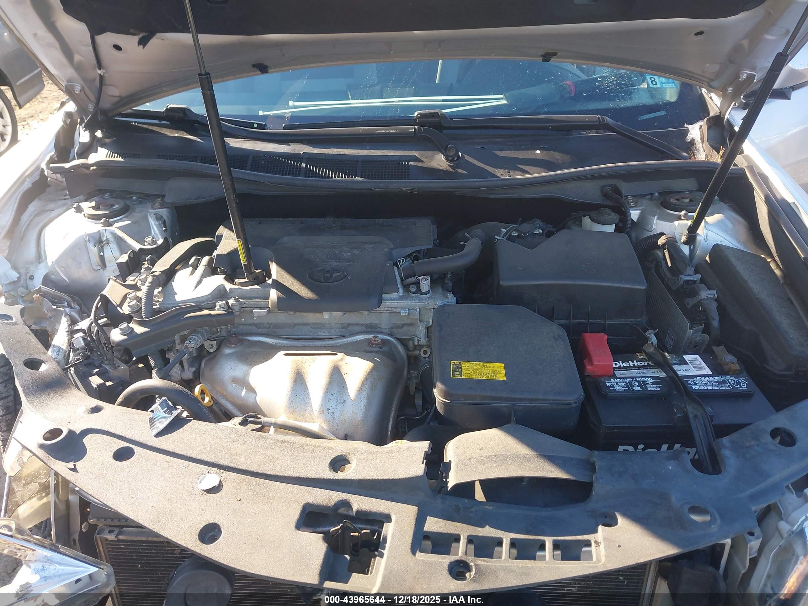 TOYOTA CAMRY image 10