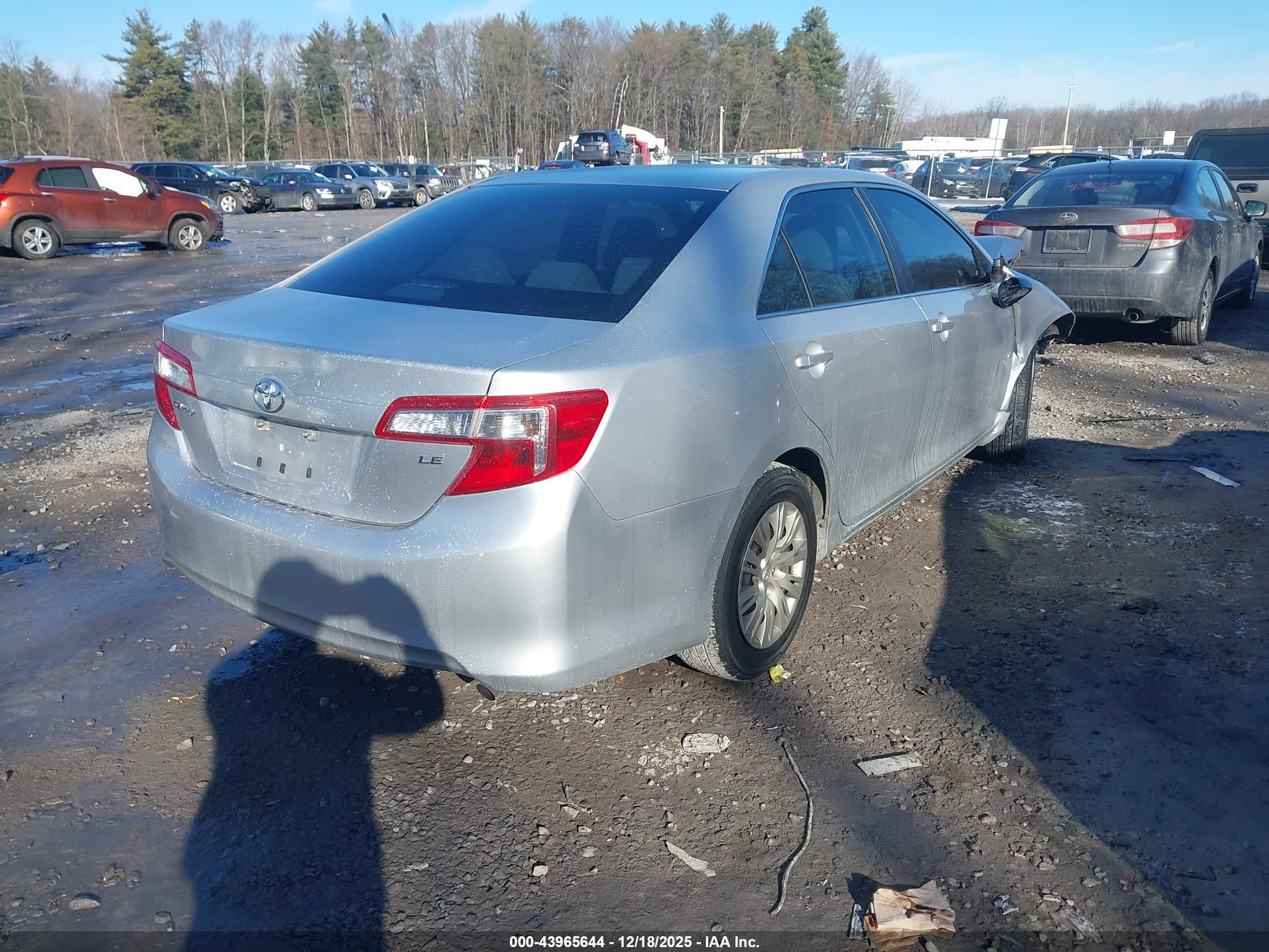 TOYOTA CAMRY image 4