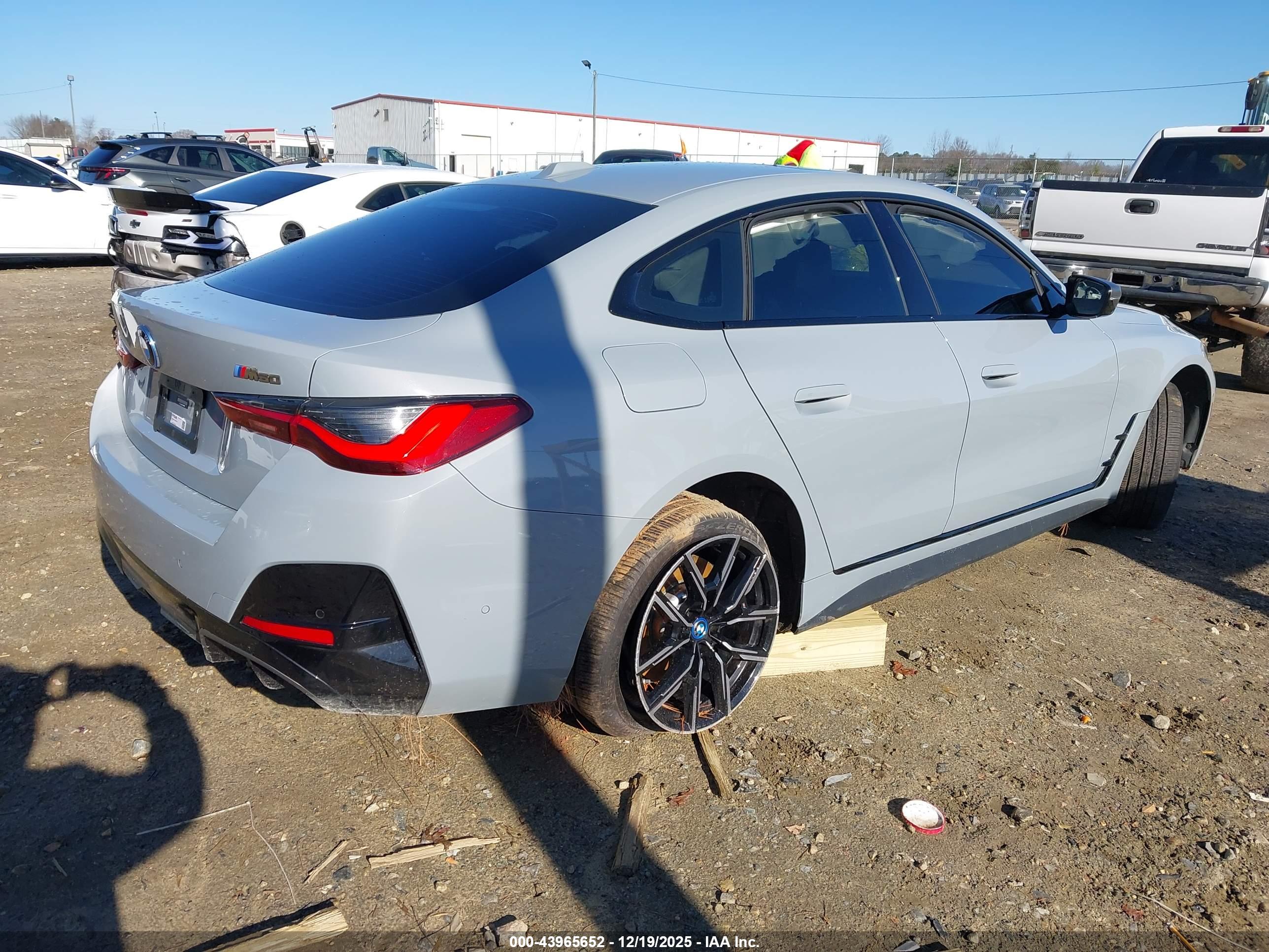 BMW I4 image 4