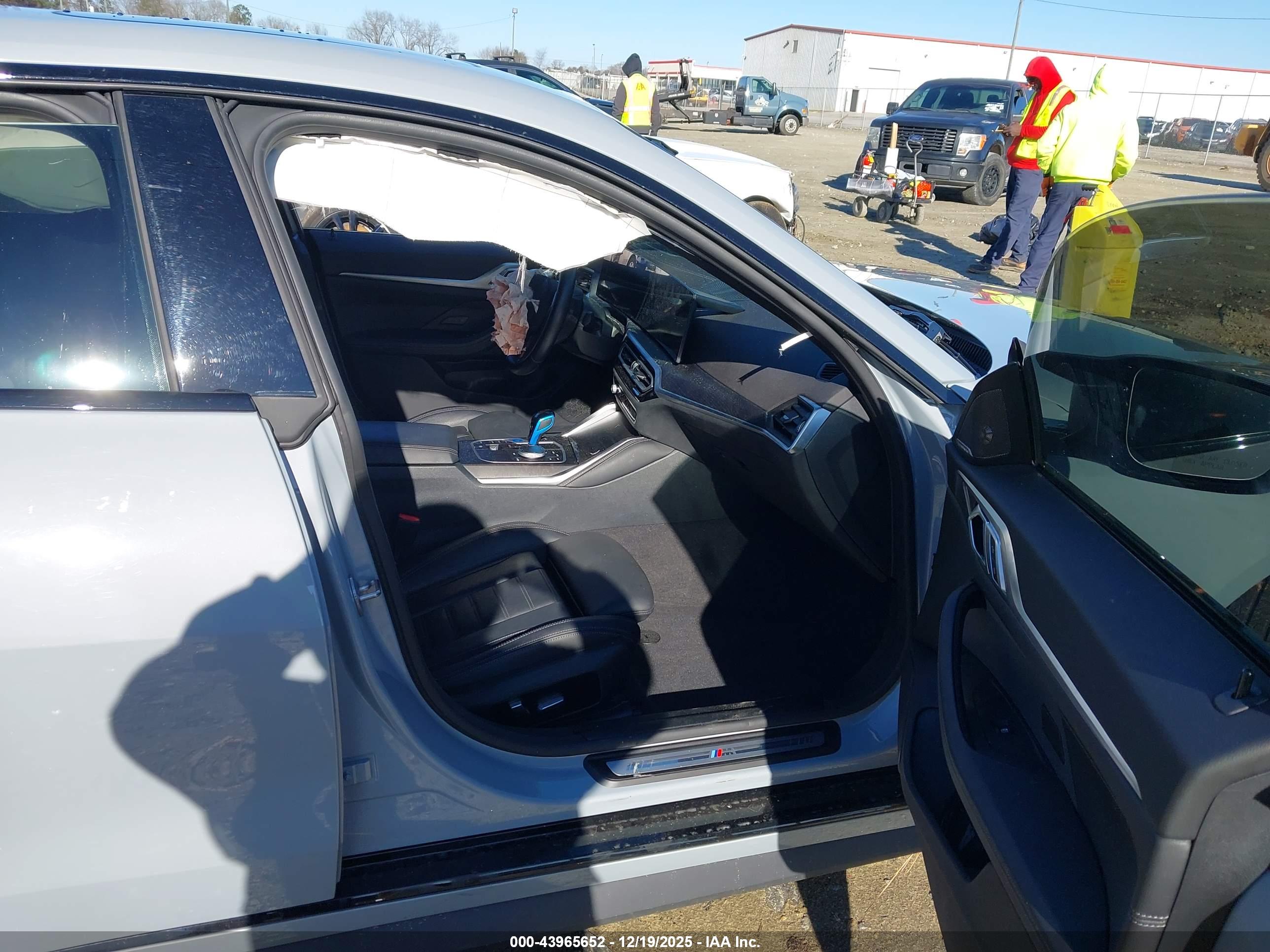 BMW I4 image 5