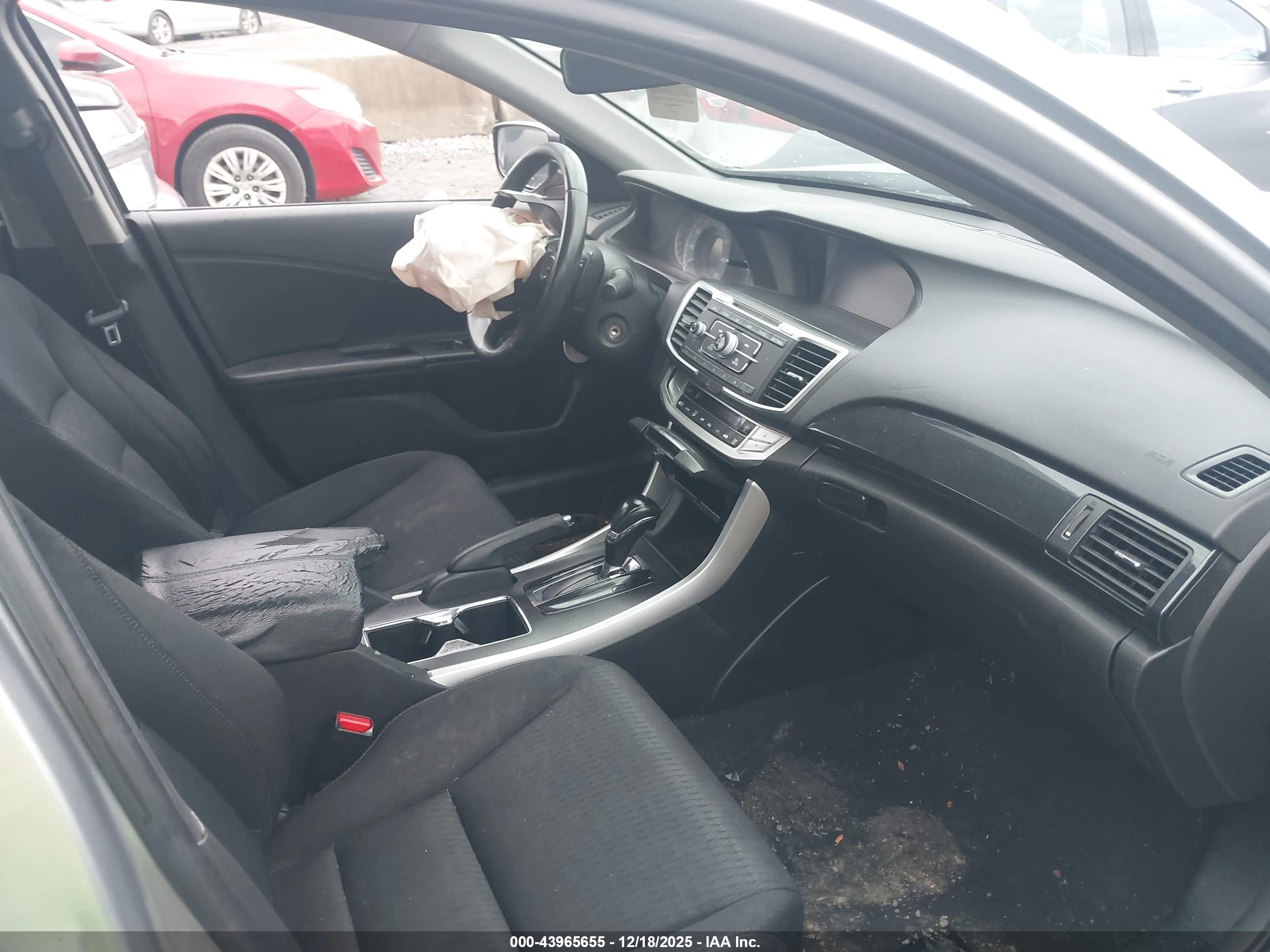 HONDA ACCORD image 5