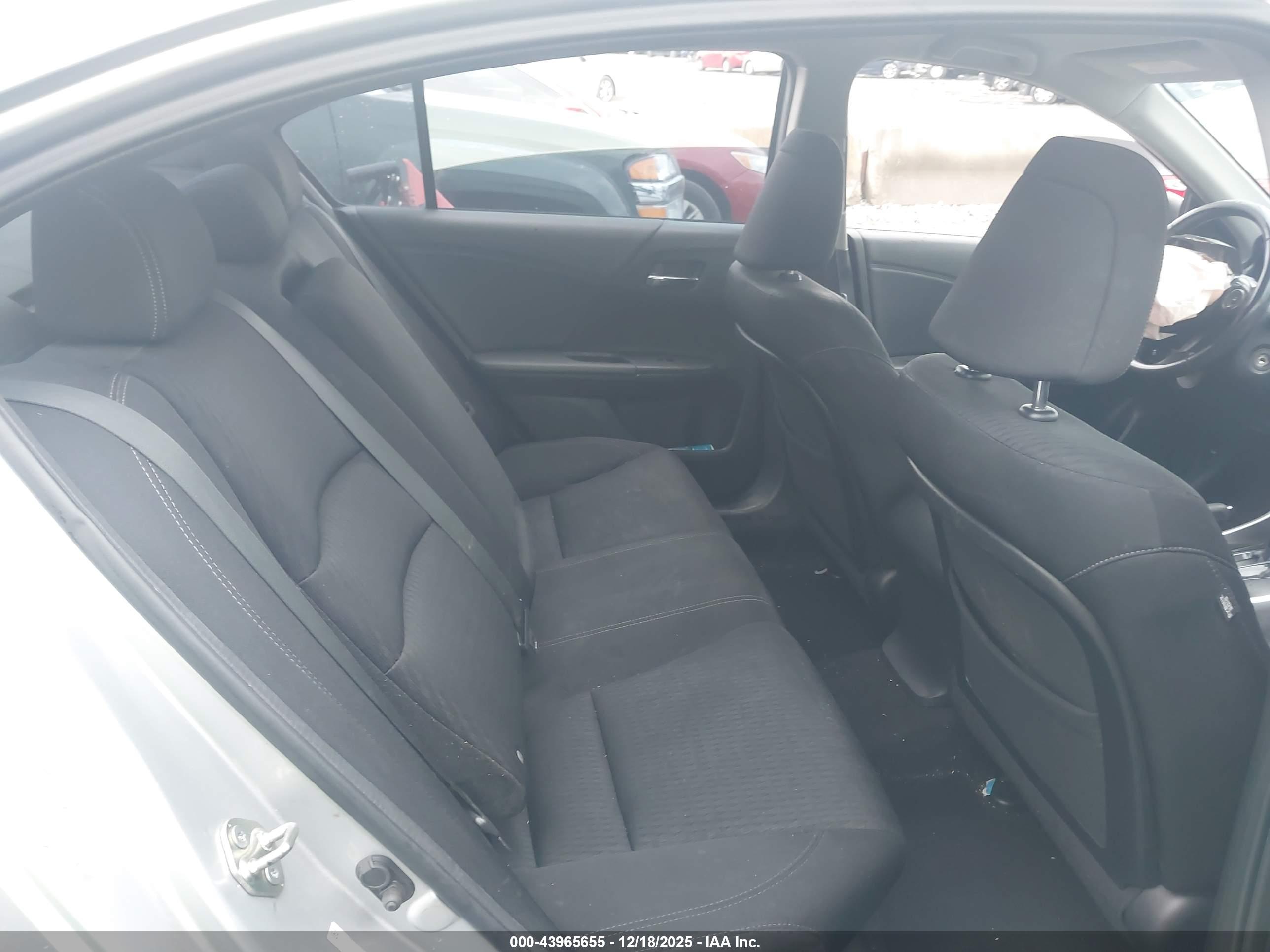 HONDA ACCORD image 8