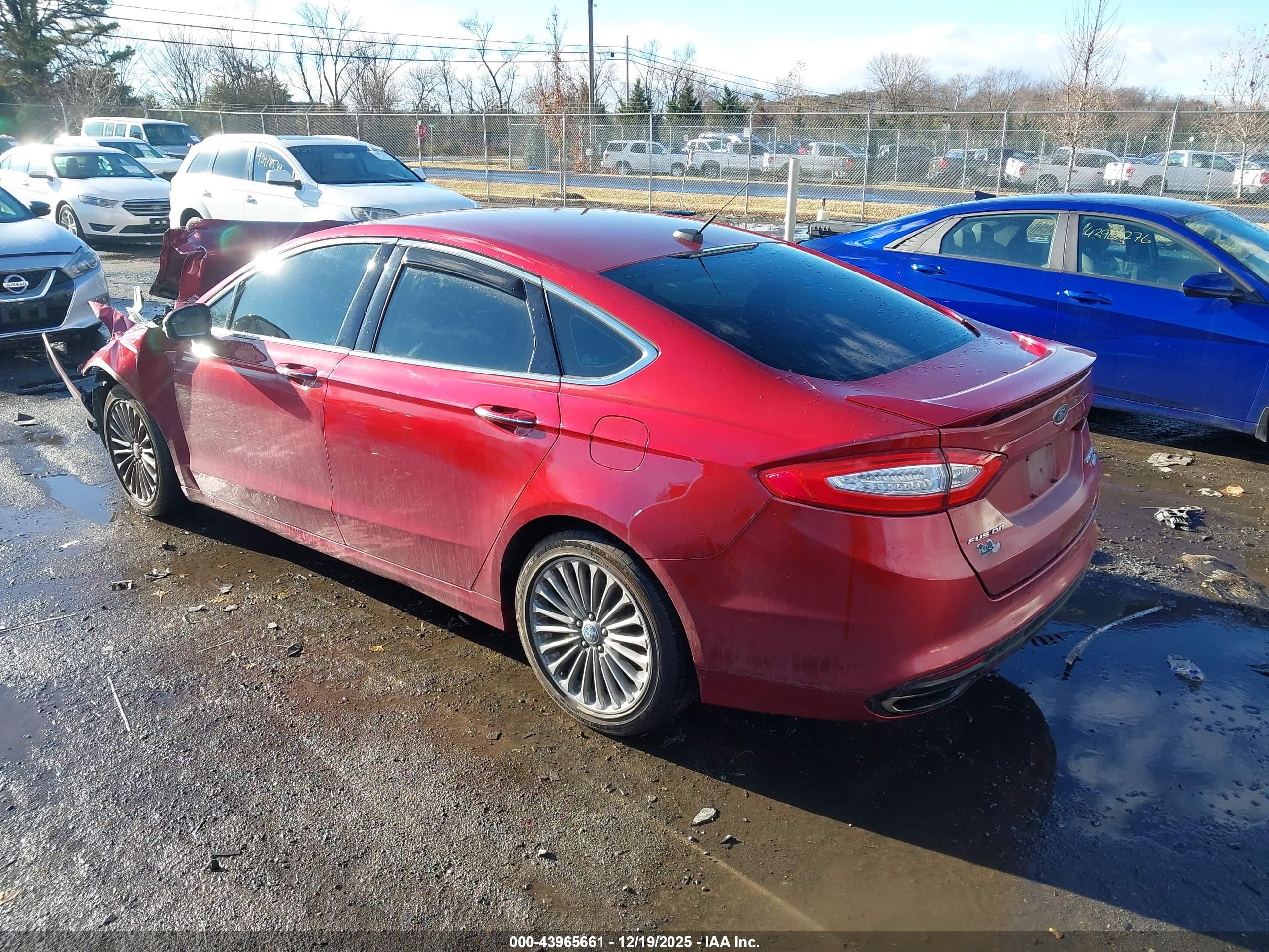 FORD FUSION image 3