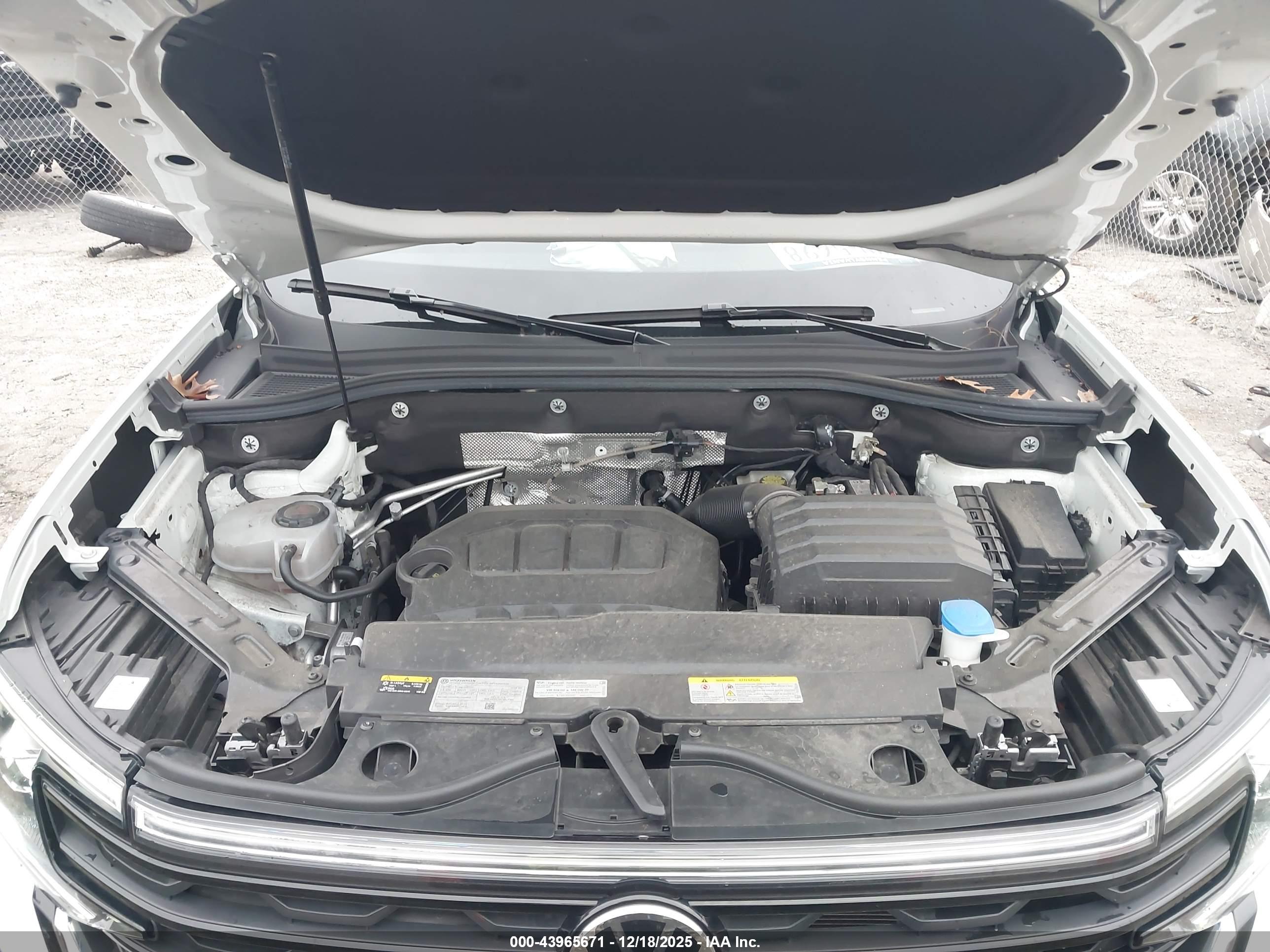 VOLKSWAGEN ATLAS image 10