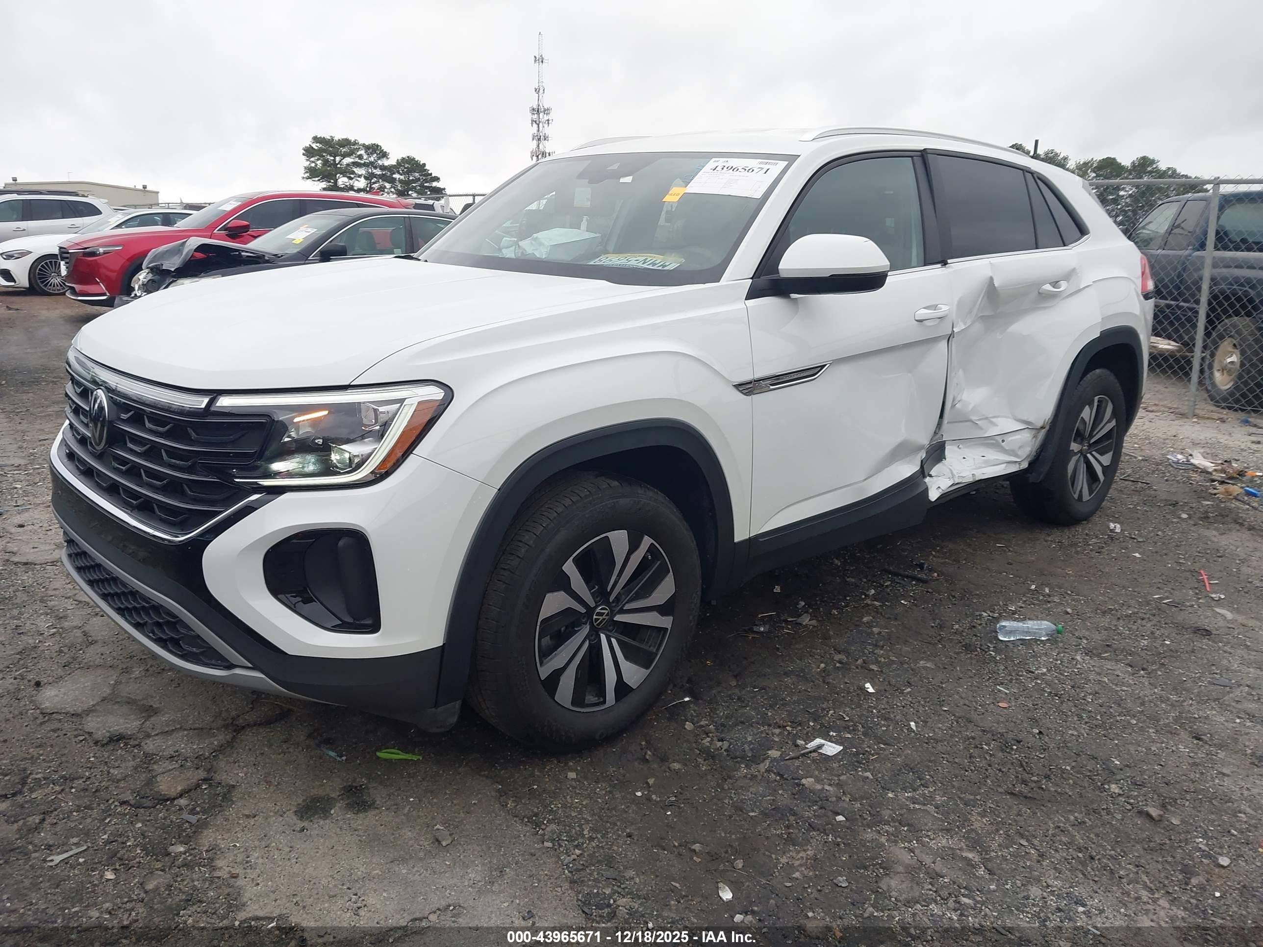 VOLKSWAGEN ATLAS image 2