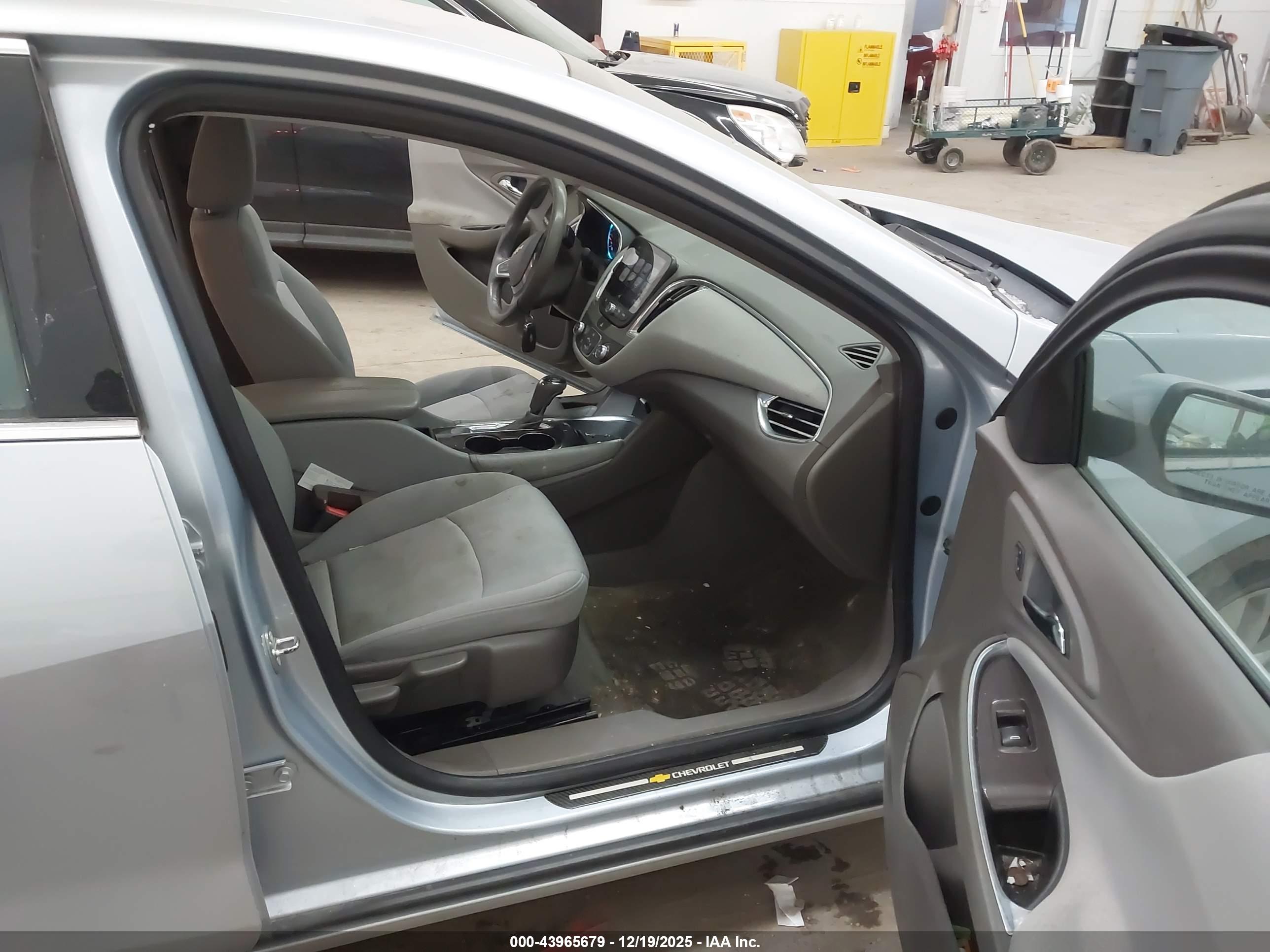 CHEVROLET MALIBU image 5