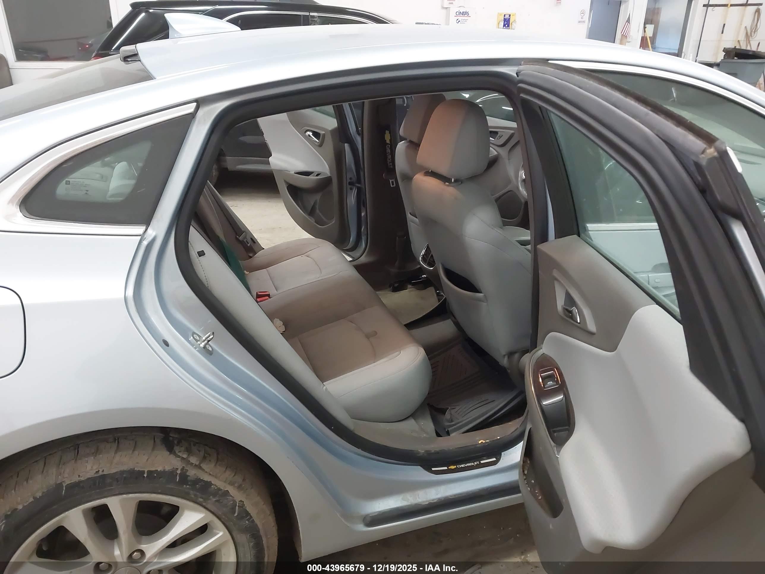CHEVROLET MALIBU image 8