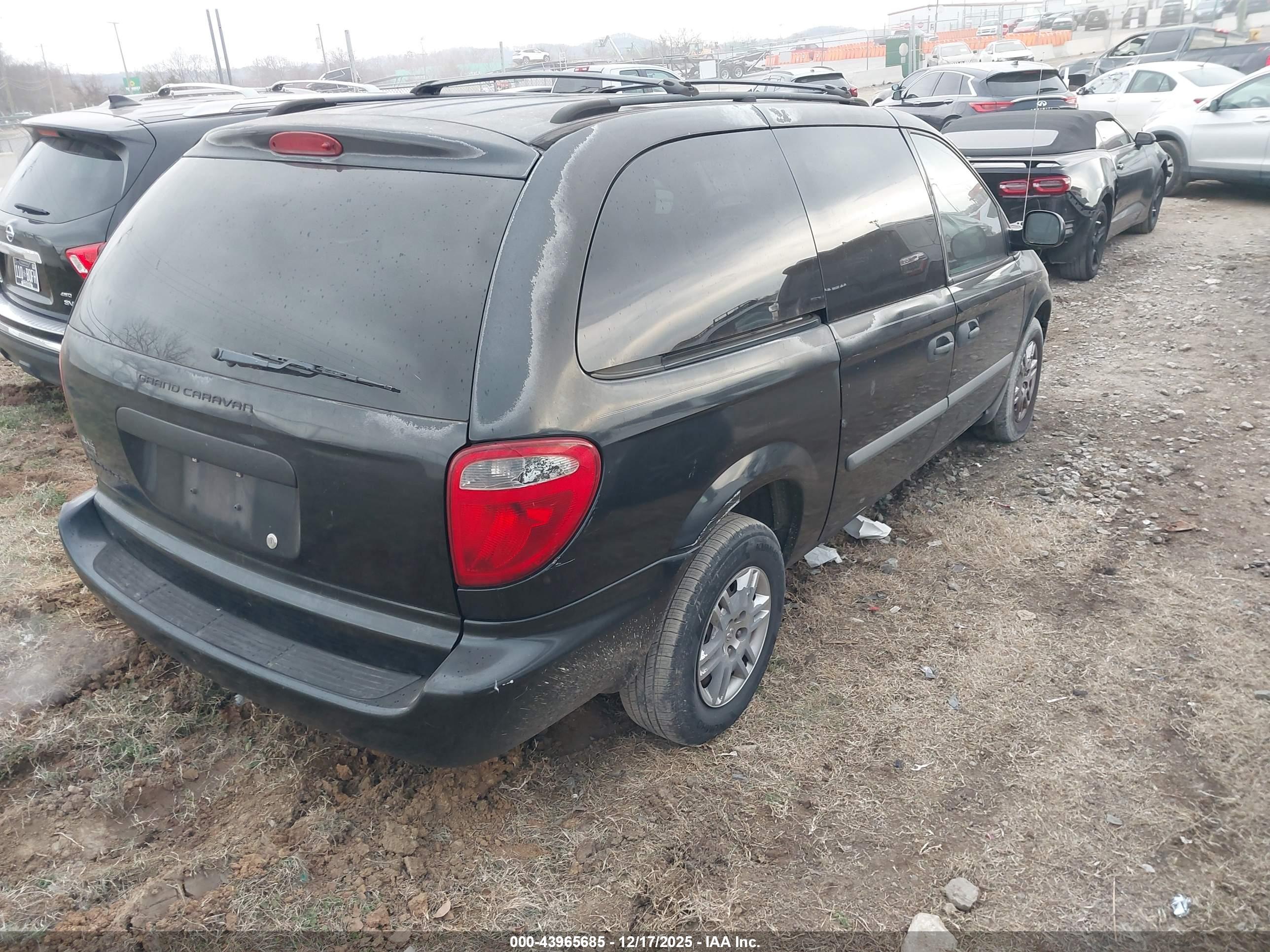 DODGE GRAND image 4