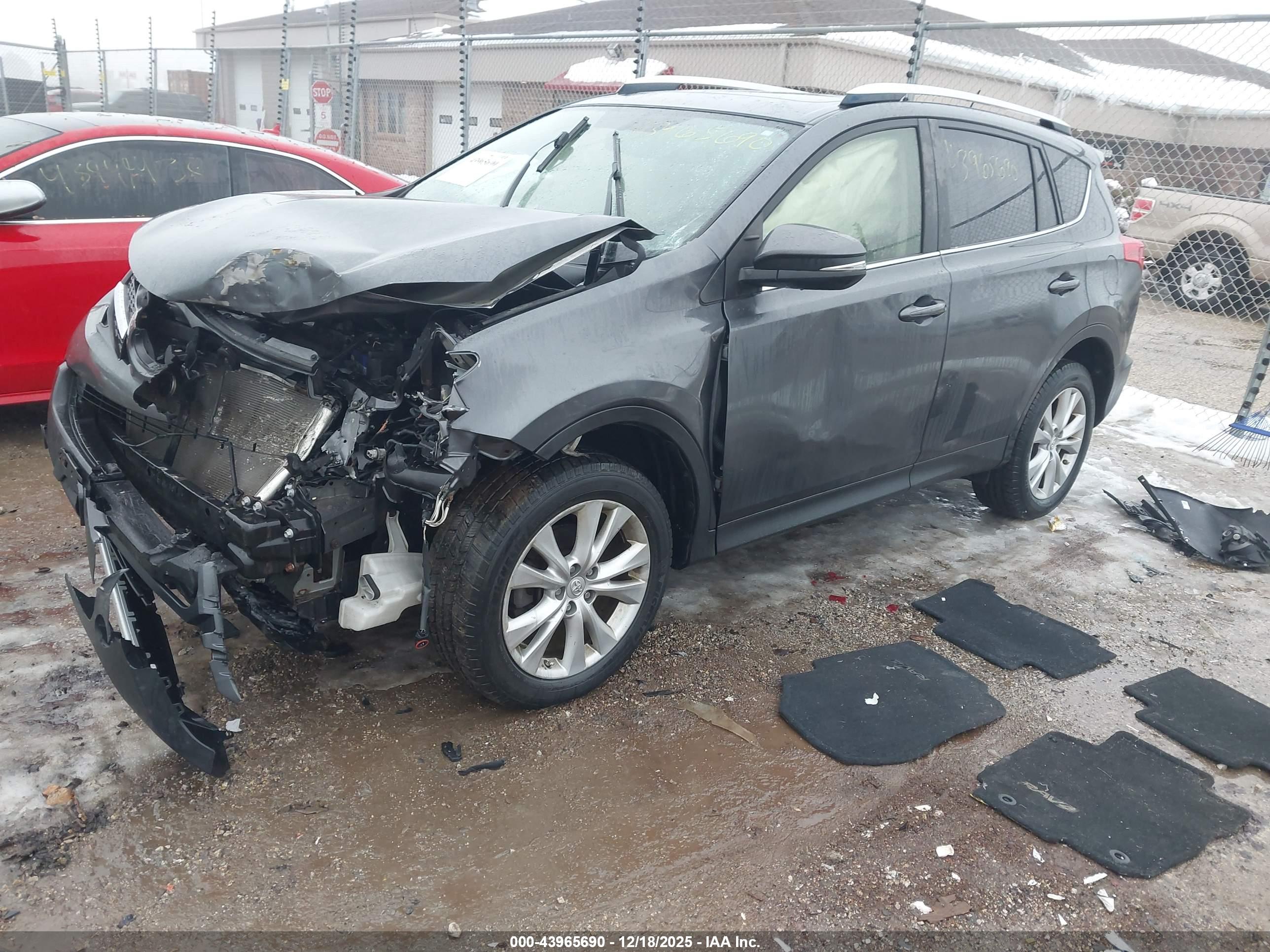 TOYOTA RAV4 image 2