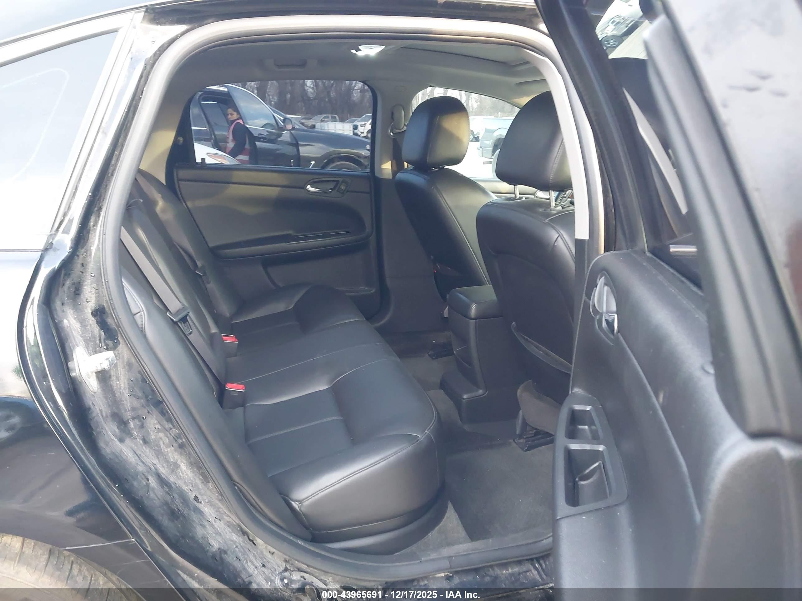 CHEVROLET IMPALA image 8