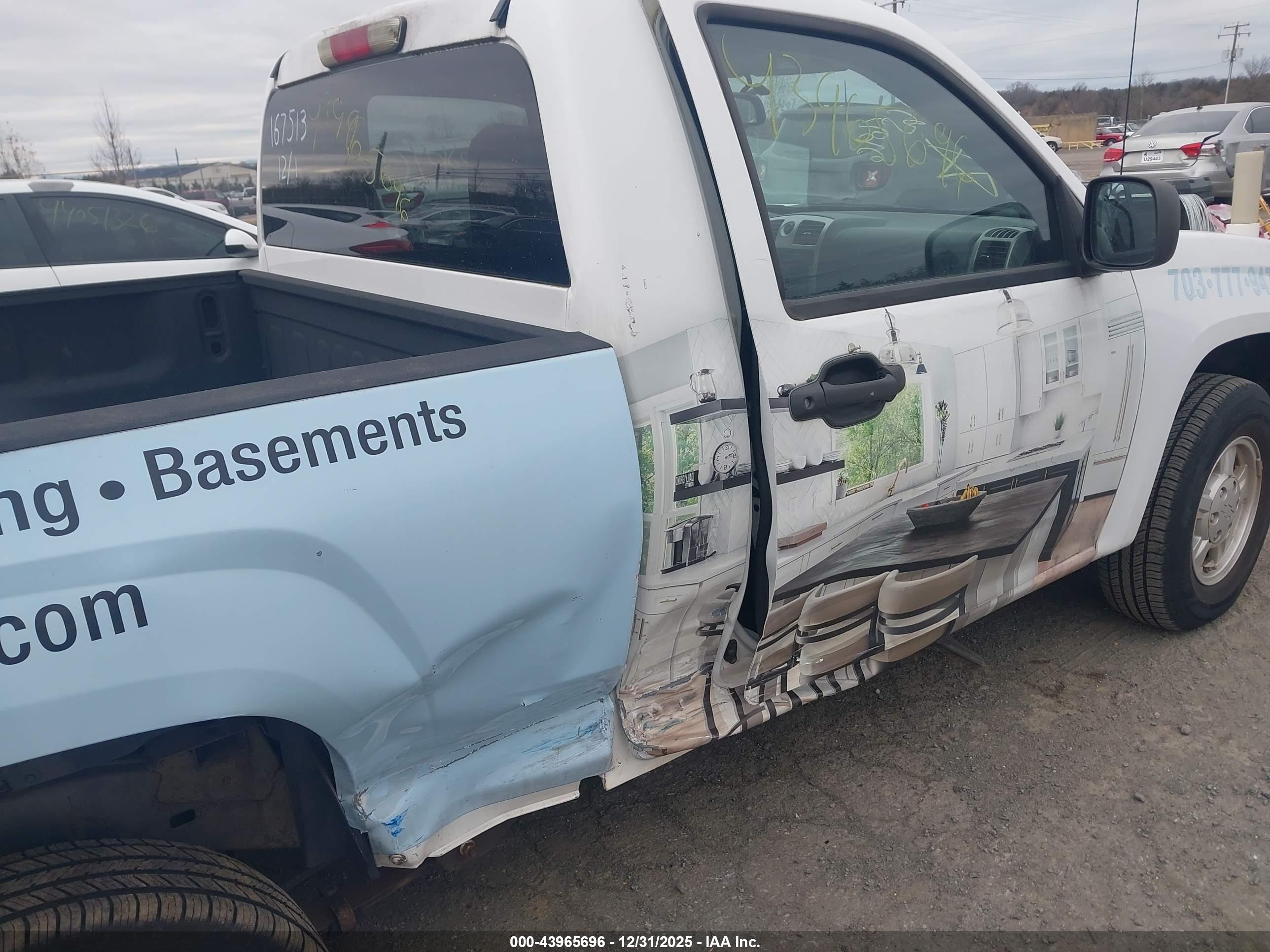 CHEVROLET COLORADO image 6