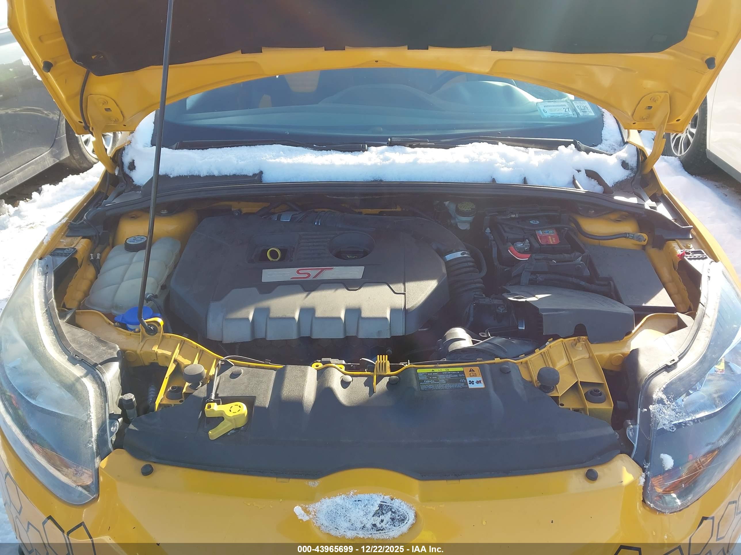FORD FOCUS image 10