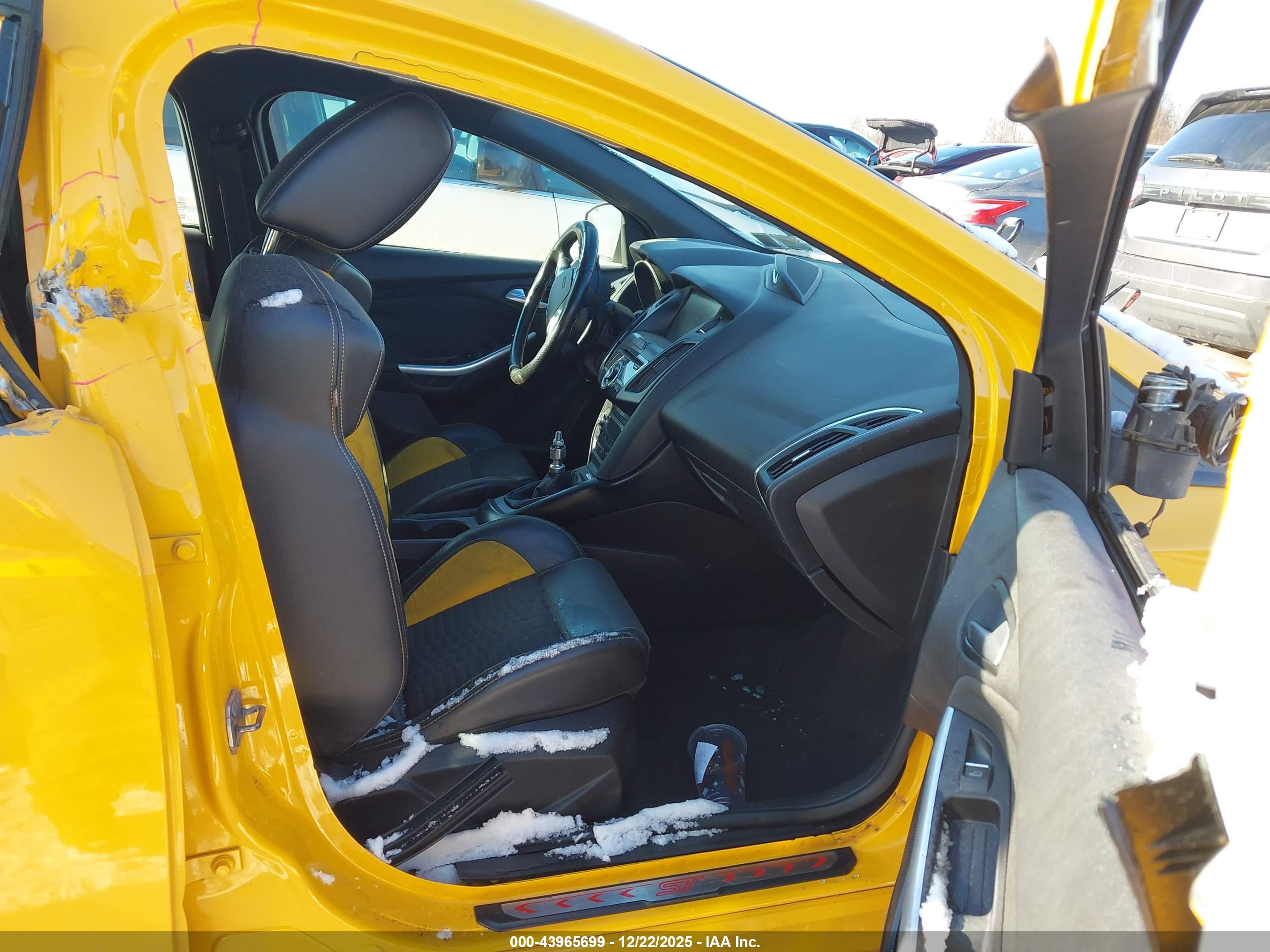 FORD FOCUS image 5