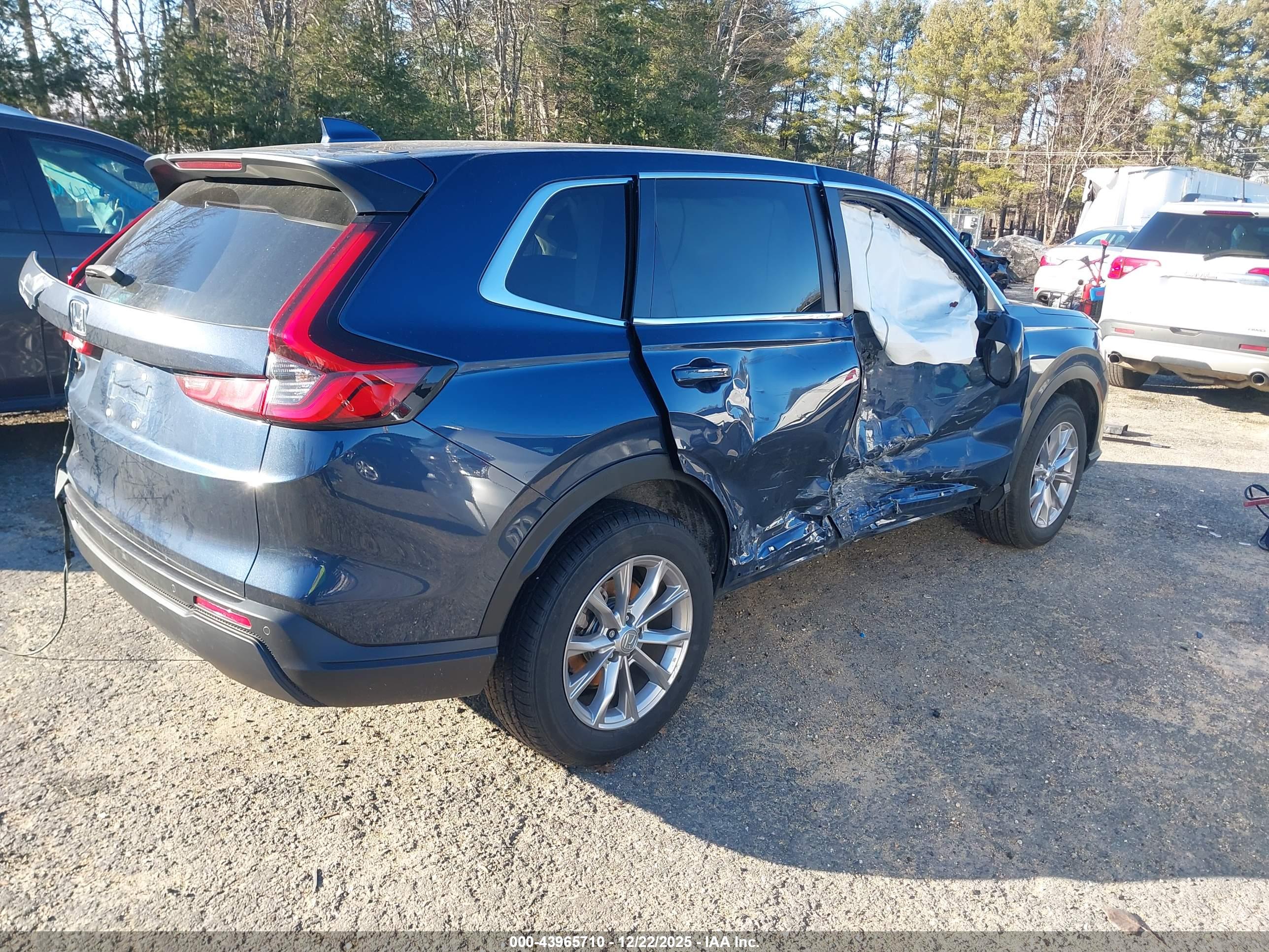 HONDA CR-V image 4