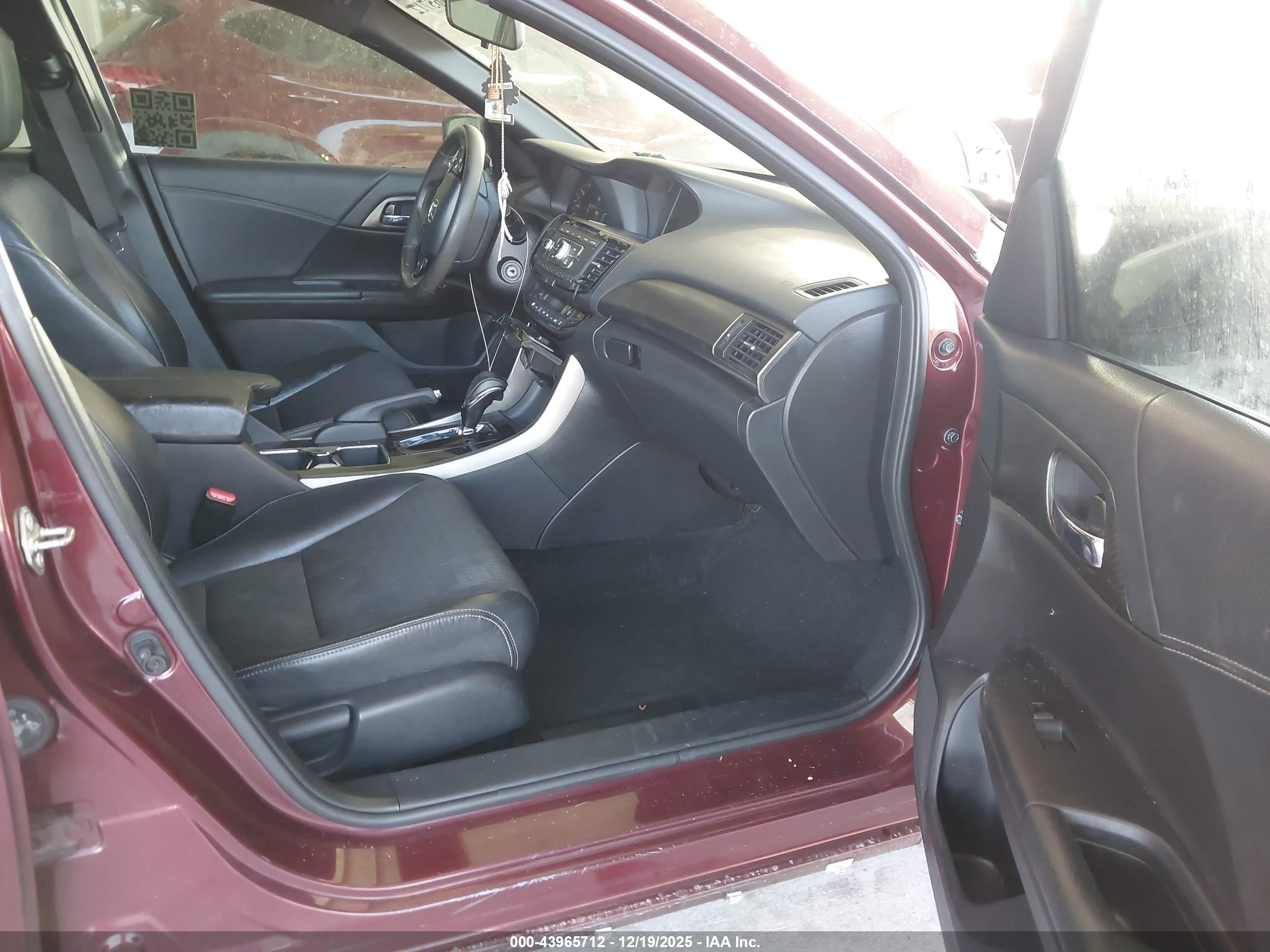 HONDA ACCORD image 5