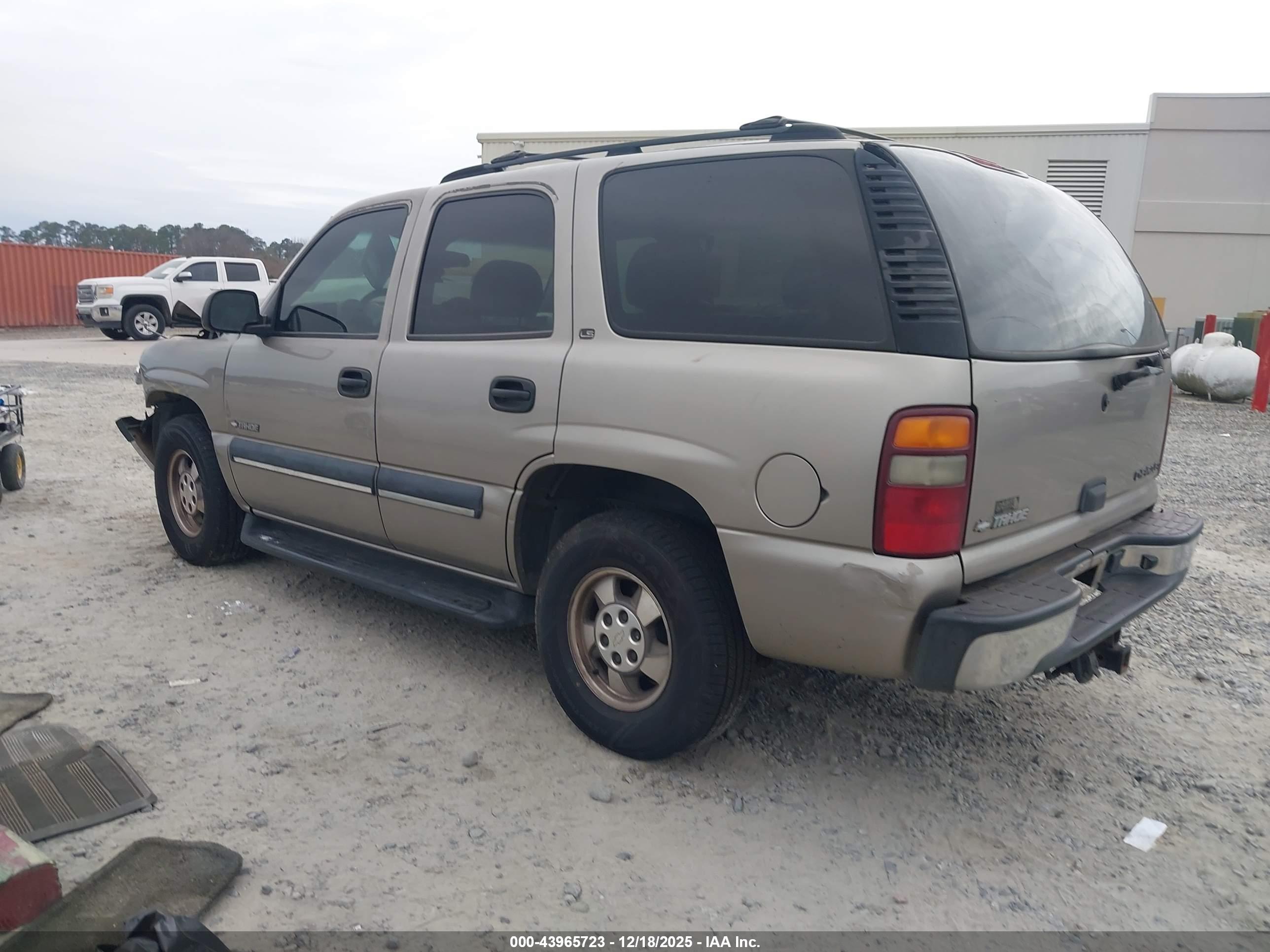 CHEVROLET TAHOE image 3