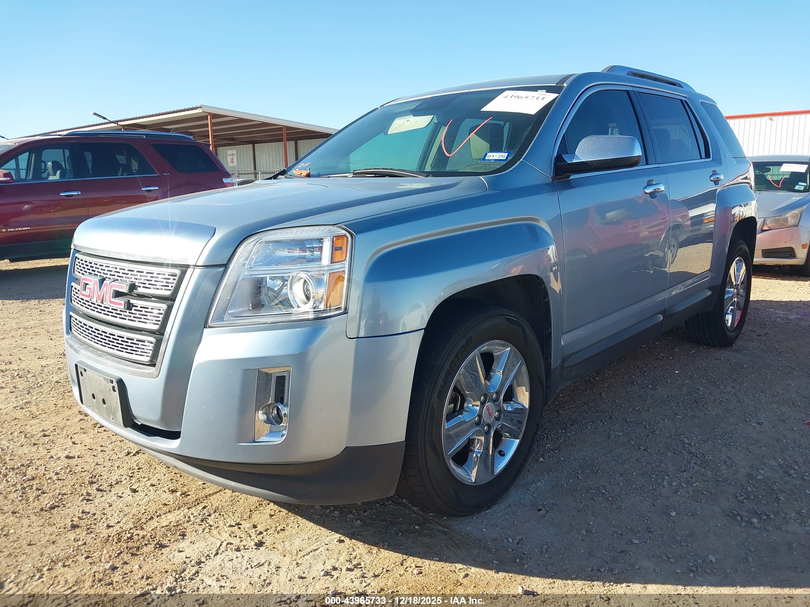 GMC TERRAIN image 2
